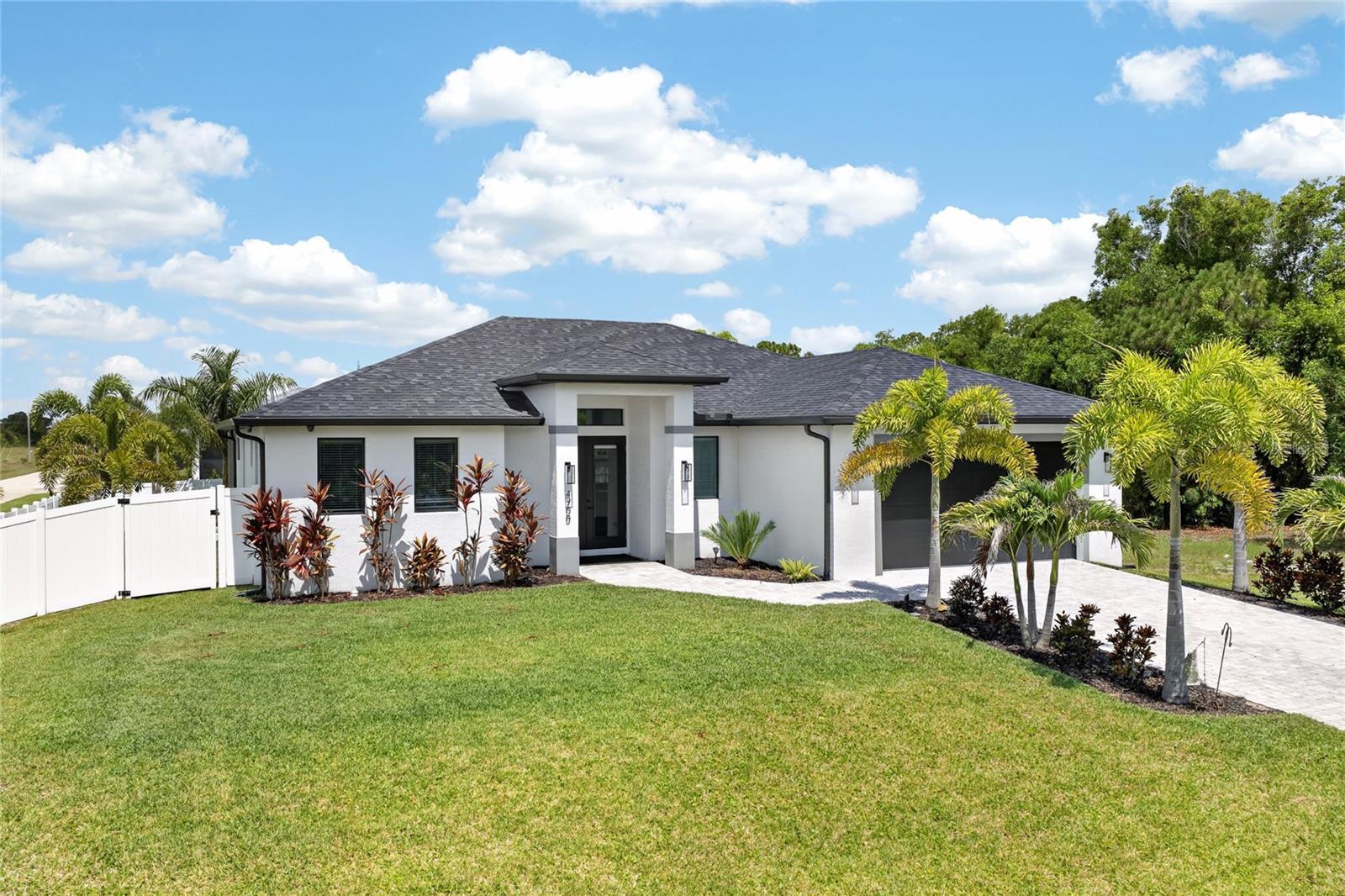 4700 Nw 38th Ave, Cape Coral, FL 33993
