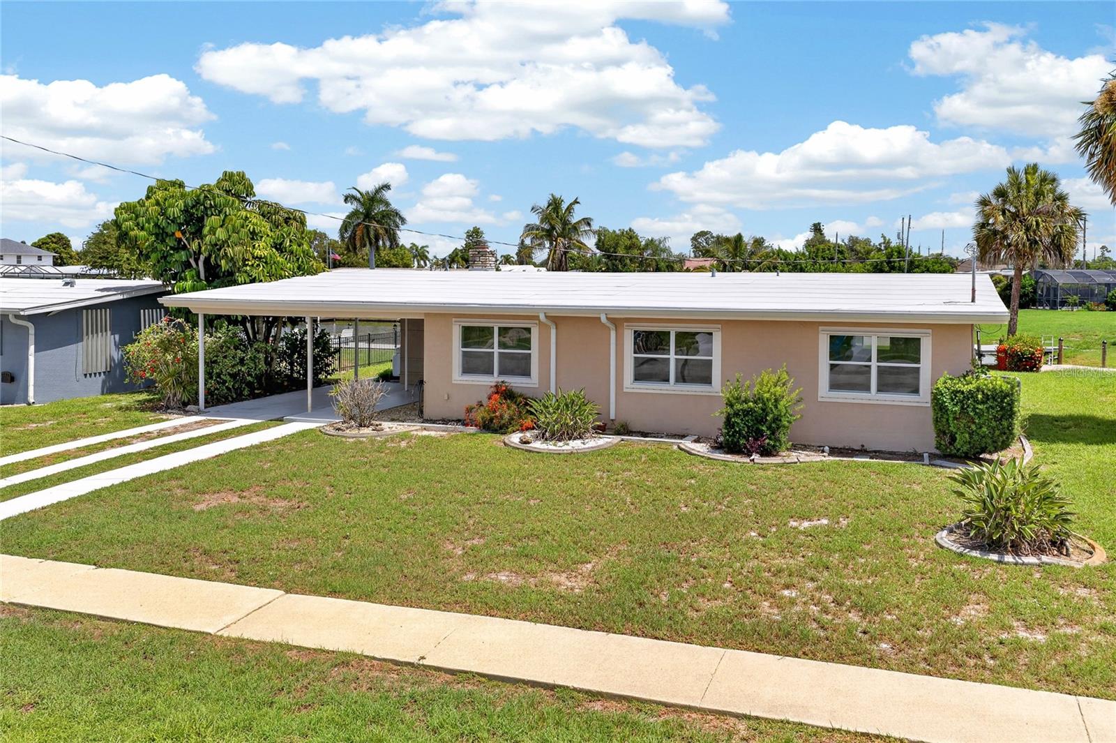 321 Weber Ter, Port Charlotte, FL 33952