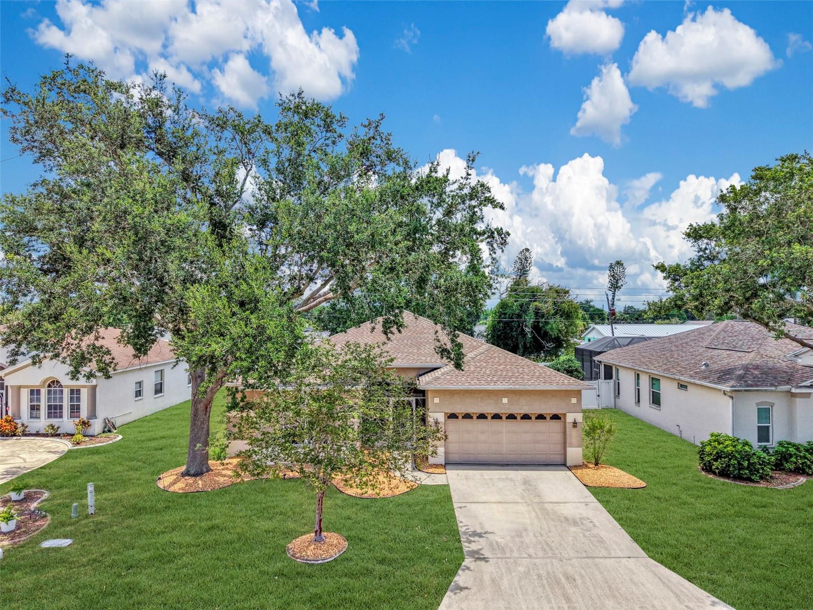 4327 Manfield Dr, Venice, FL 34293