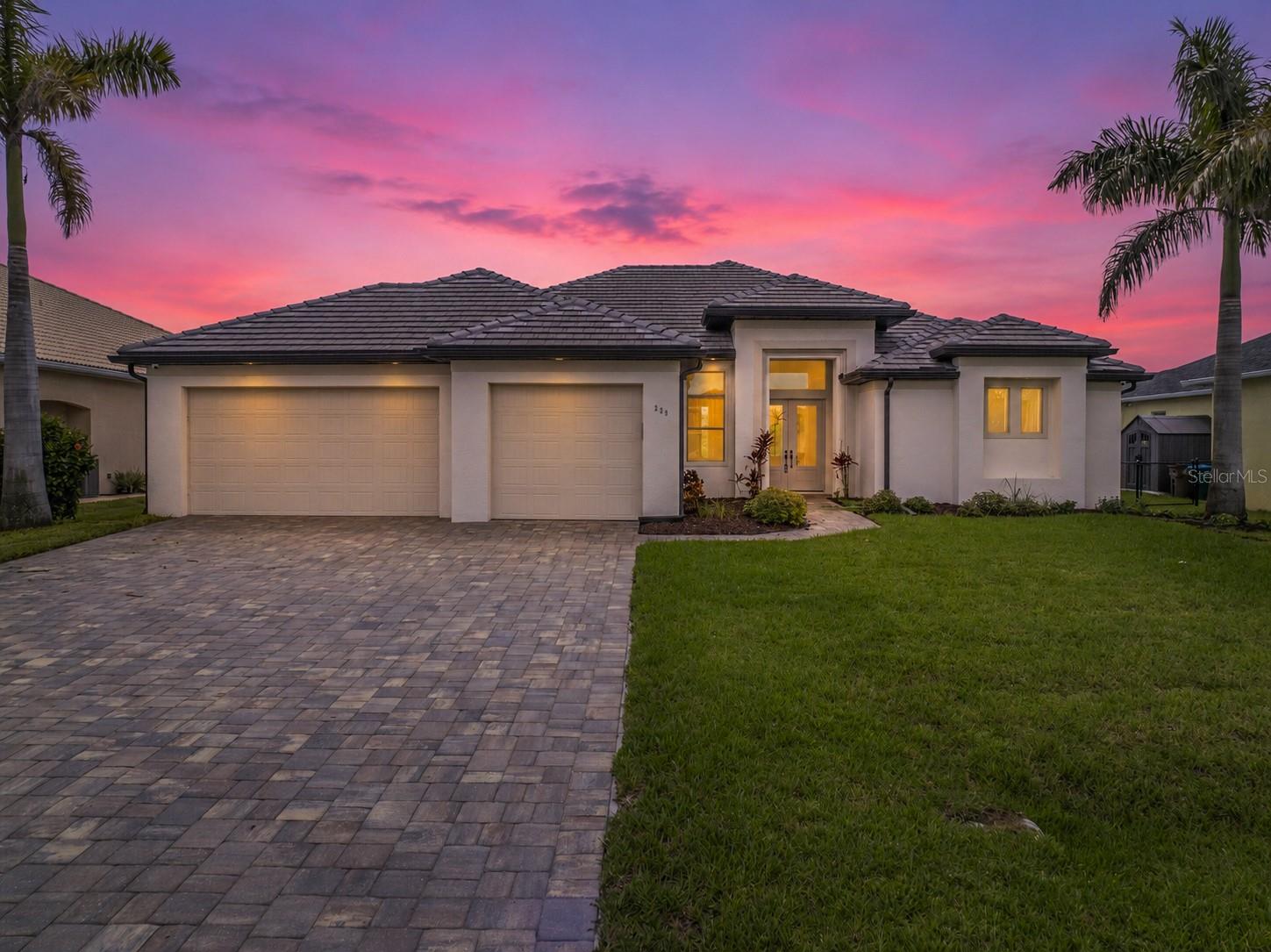 229 Nw 33rd Ave, Cape Coral, FL 33993