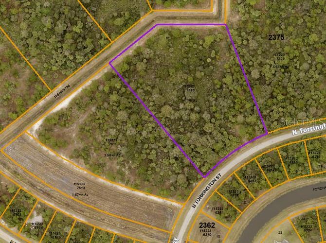 N Torrington St, North Port, FL 34288