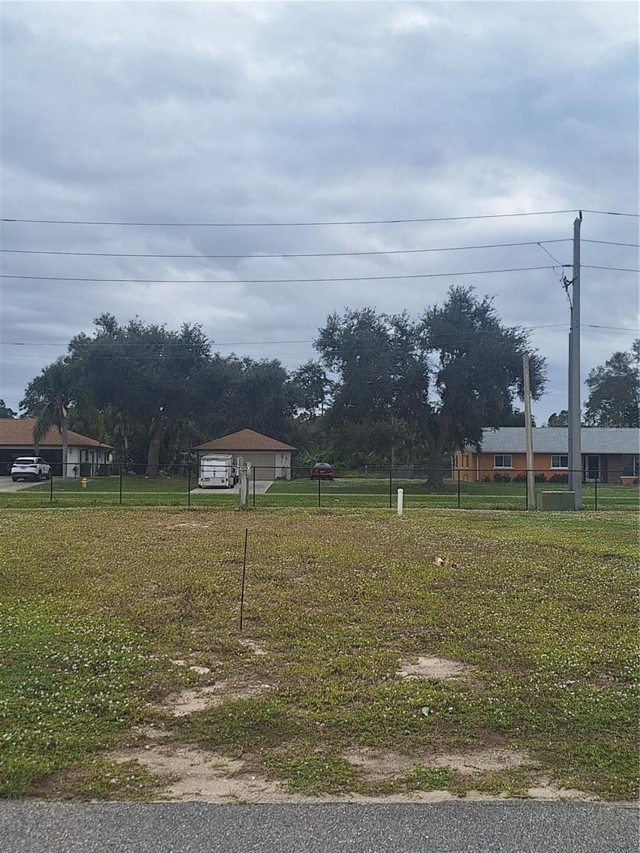 5096 Palena Blvd, North Port, FL 34287