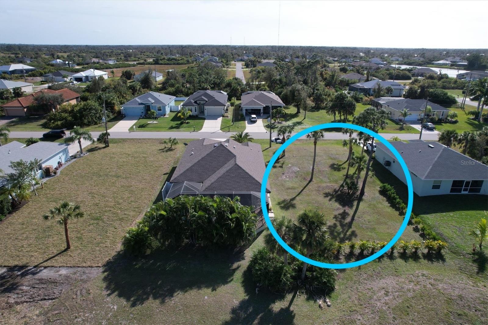 422 Albatross Rd, Rotonda West, FL 33947