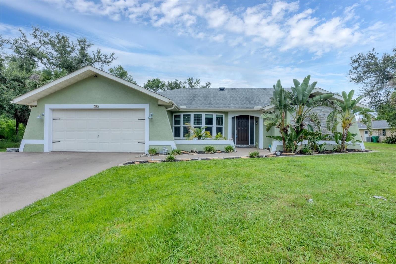 705 Chevy Chase St Nw, Port Charlotte, FL 33948