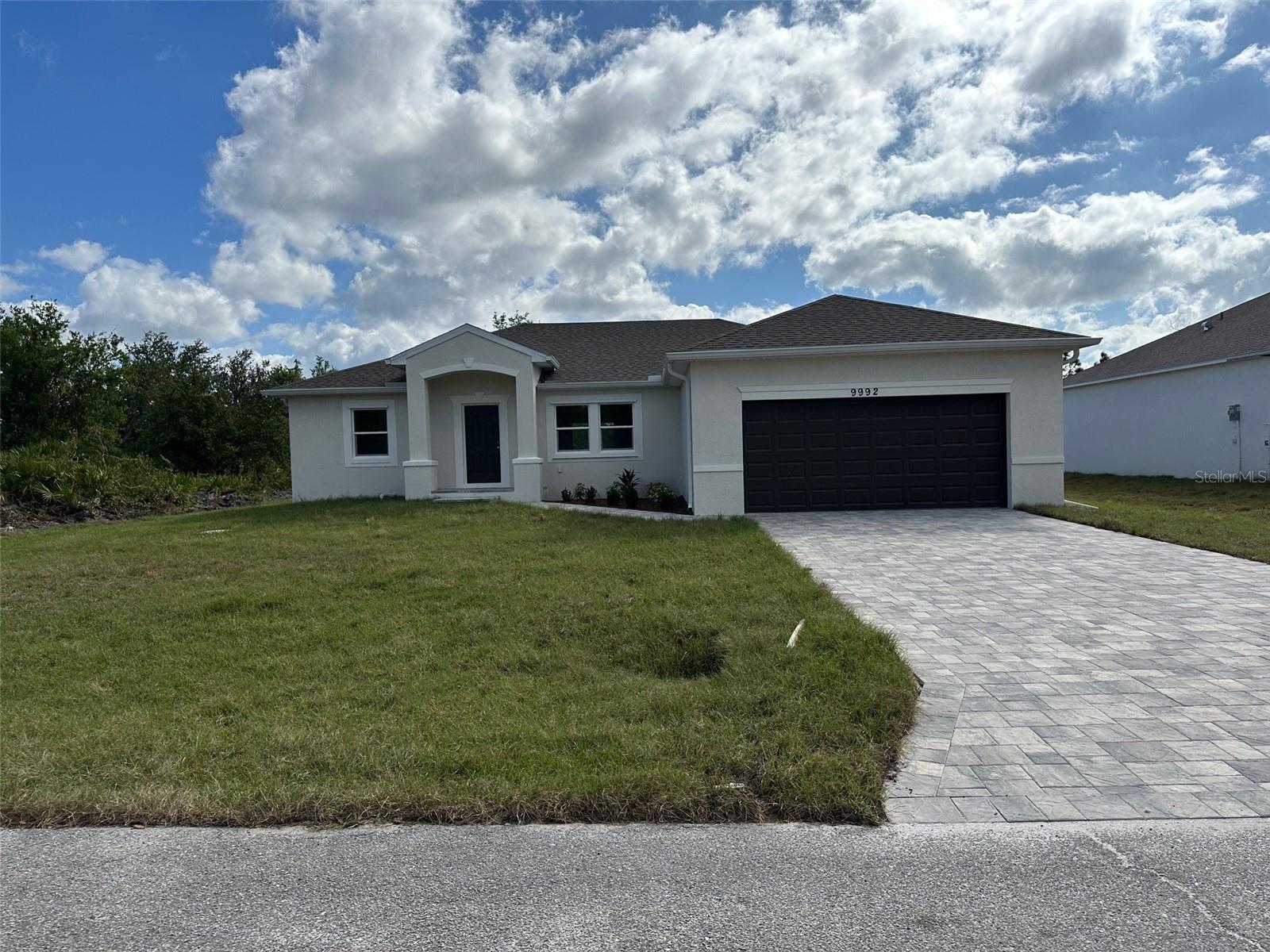 9992 Antler St, Port Charlotte, FL 33981