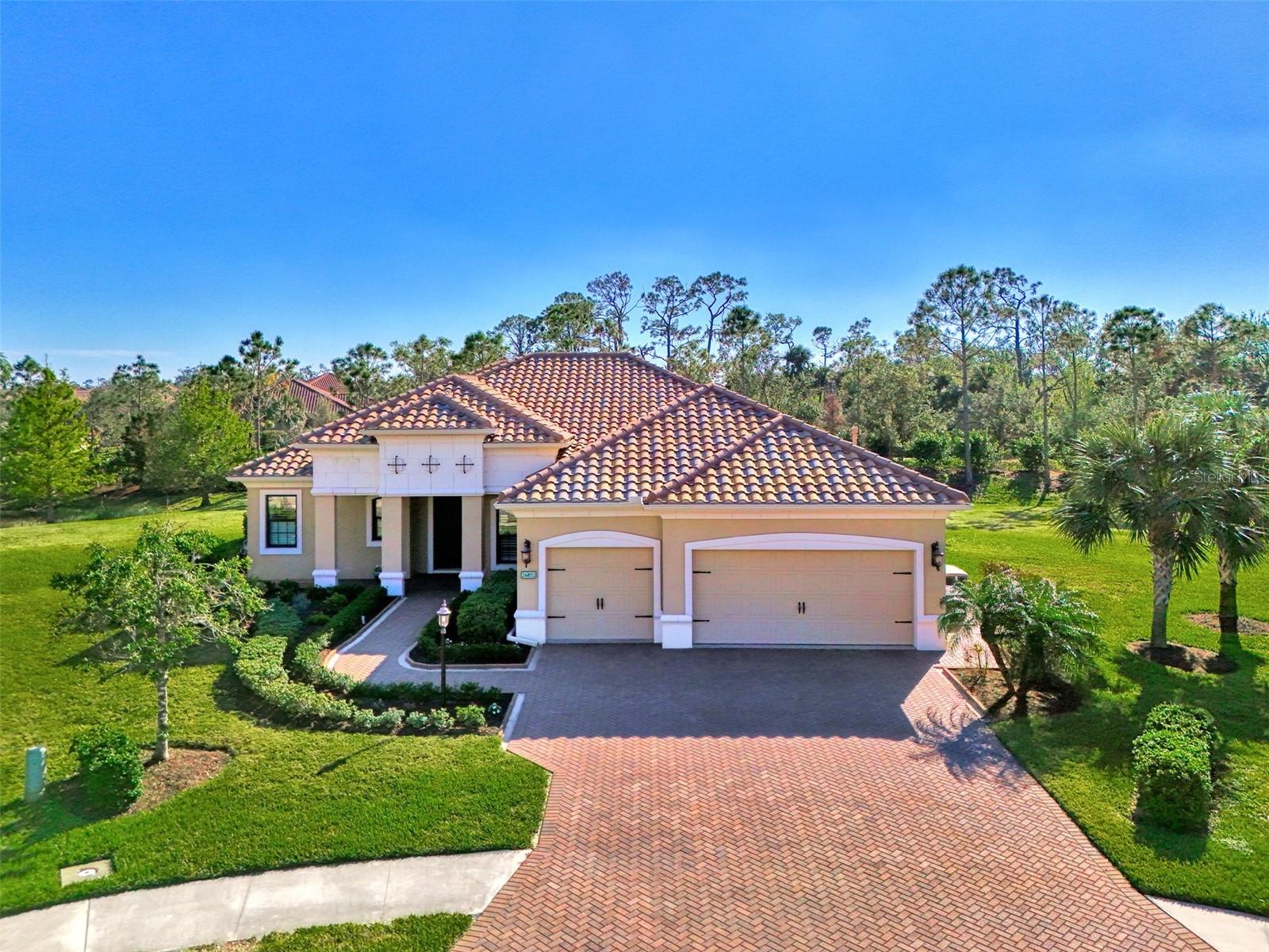 26852 Faldo Ln, Englewood, FL 34223