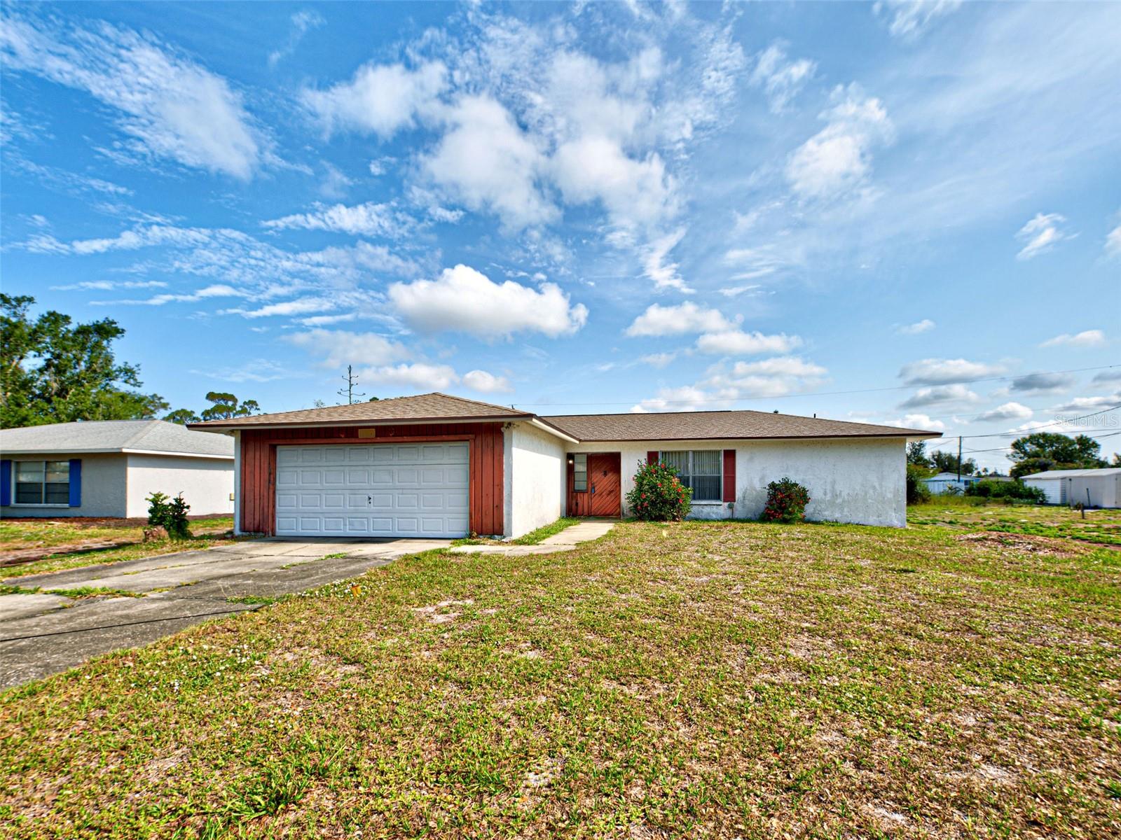 914 E 2nd St, Englewood, FL 34223