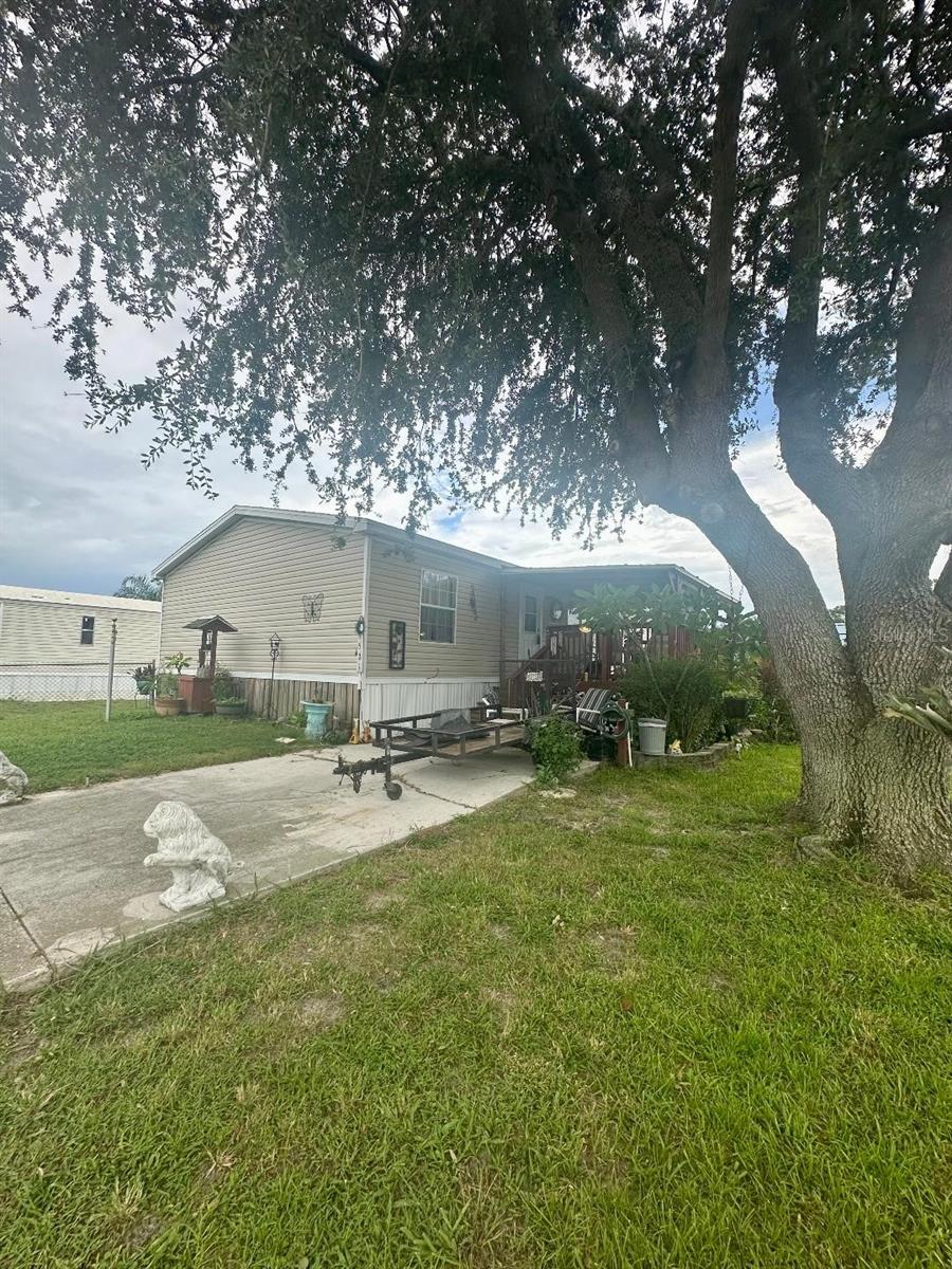 15521 Mapletree Dr, Punta Gorda, FL 33955