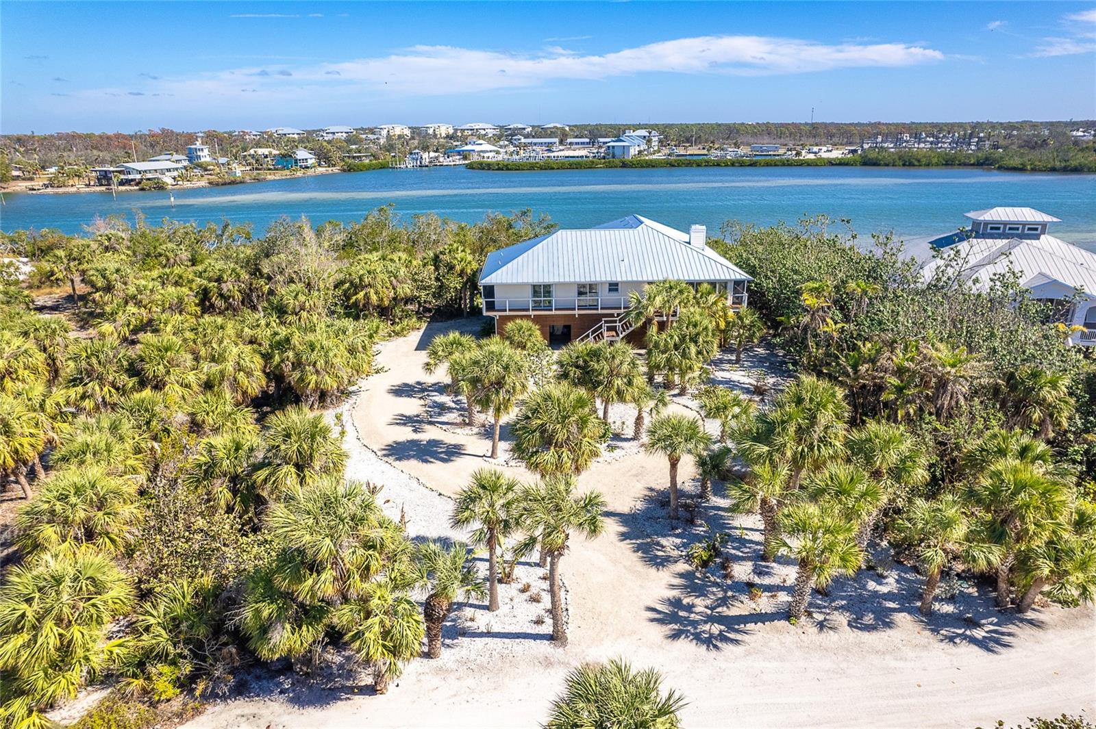 5 Pointe Way, Placida, FL 33946