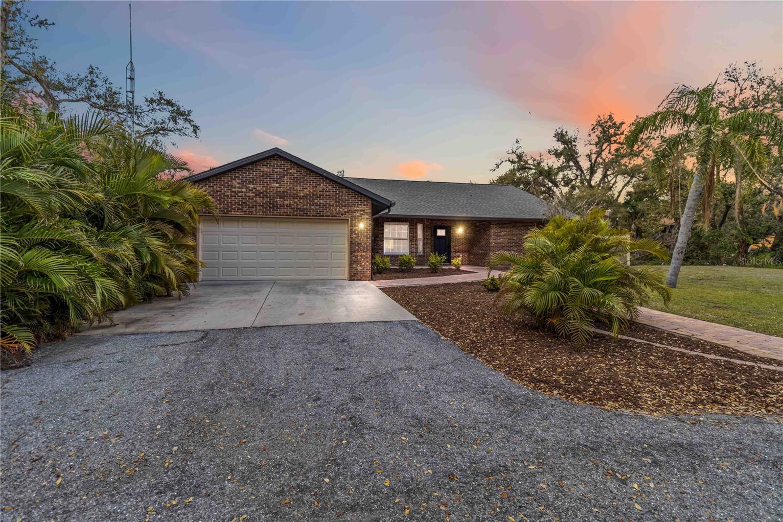 746 Brentwood Dr, Venice, FL 34292