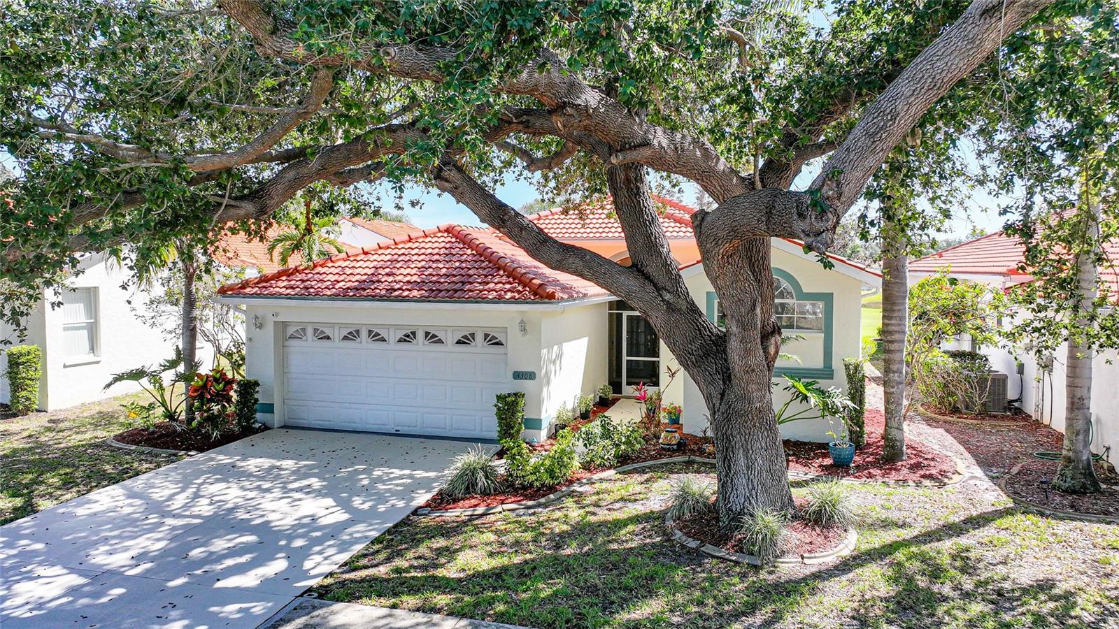 4308 Summertree Rd, Venice, FL 34293