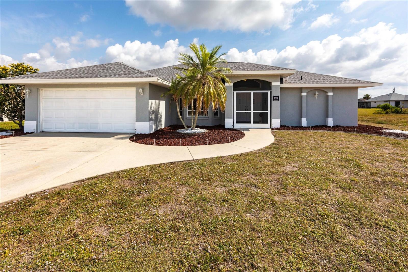 52 Mariner Ln, Rotonda West, FL 33947