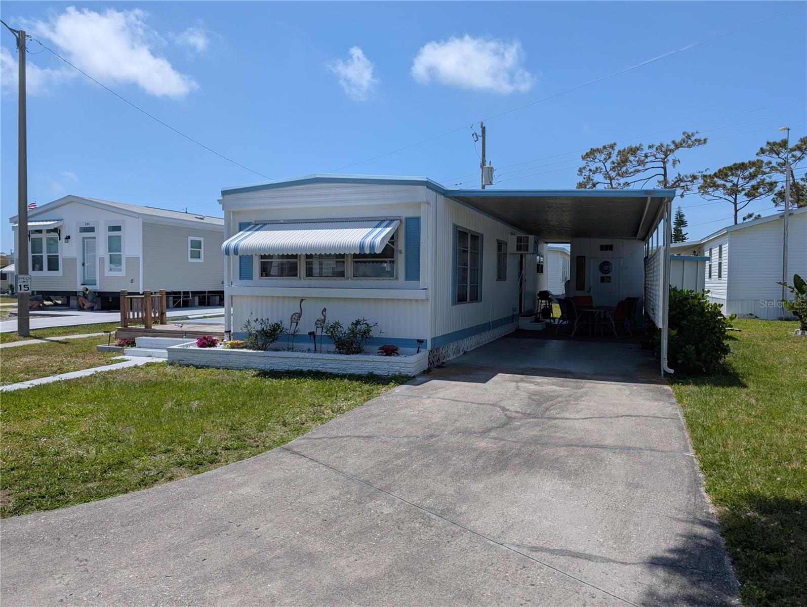 248 Outer Dr E, Venice, FL 34285