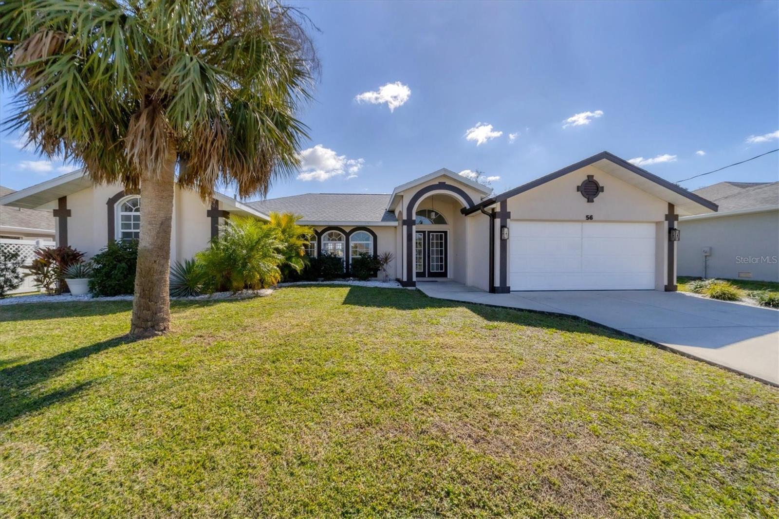 56 Long Meadow Ct, Rotonda West, FL 33947
