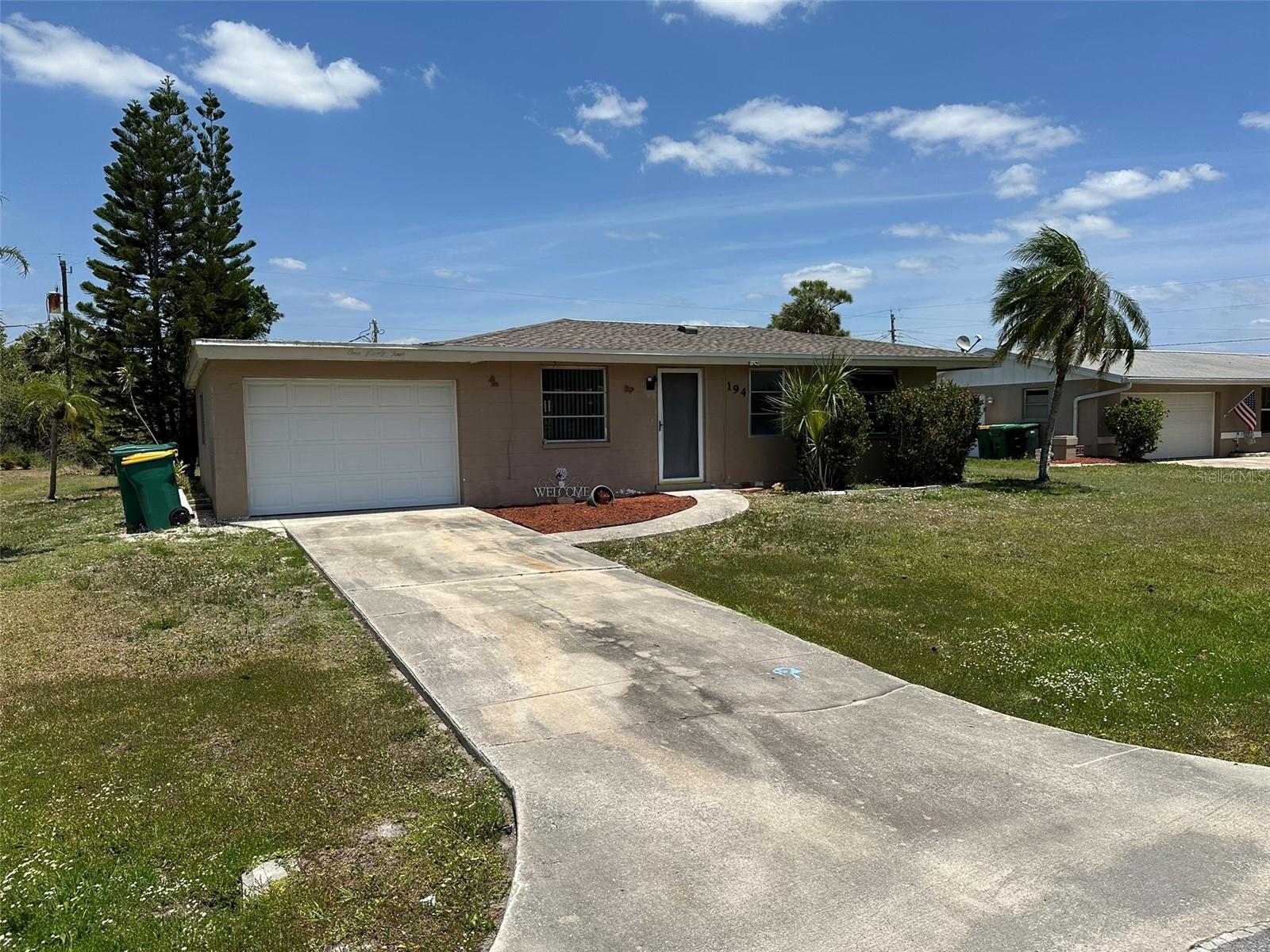 194 Garden Ave Nw, Port Charlotte, FL 33952