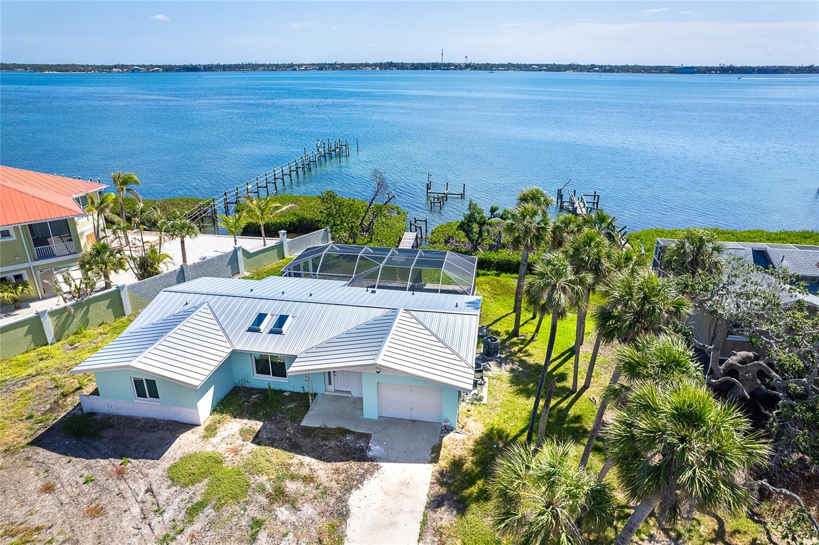 4093 Pelican Shores Cir, Englewood, FL 34223