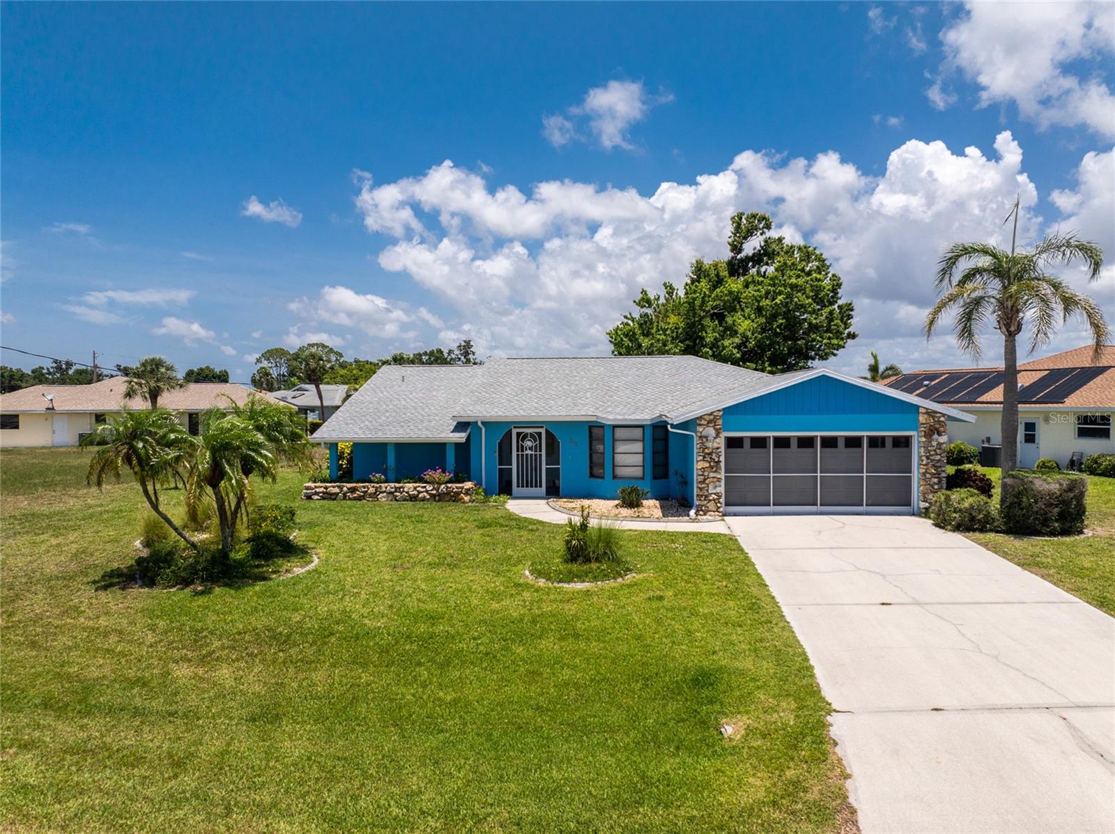 23 Bunker Cir, Rotonda West, FL 33947