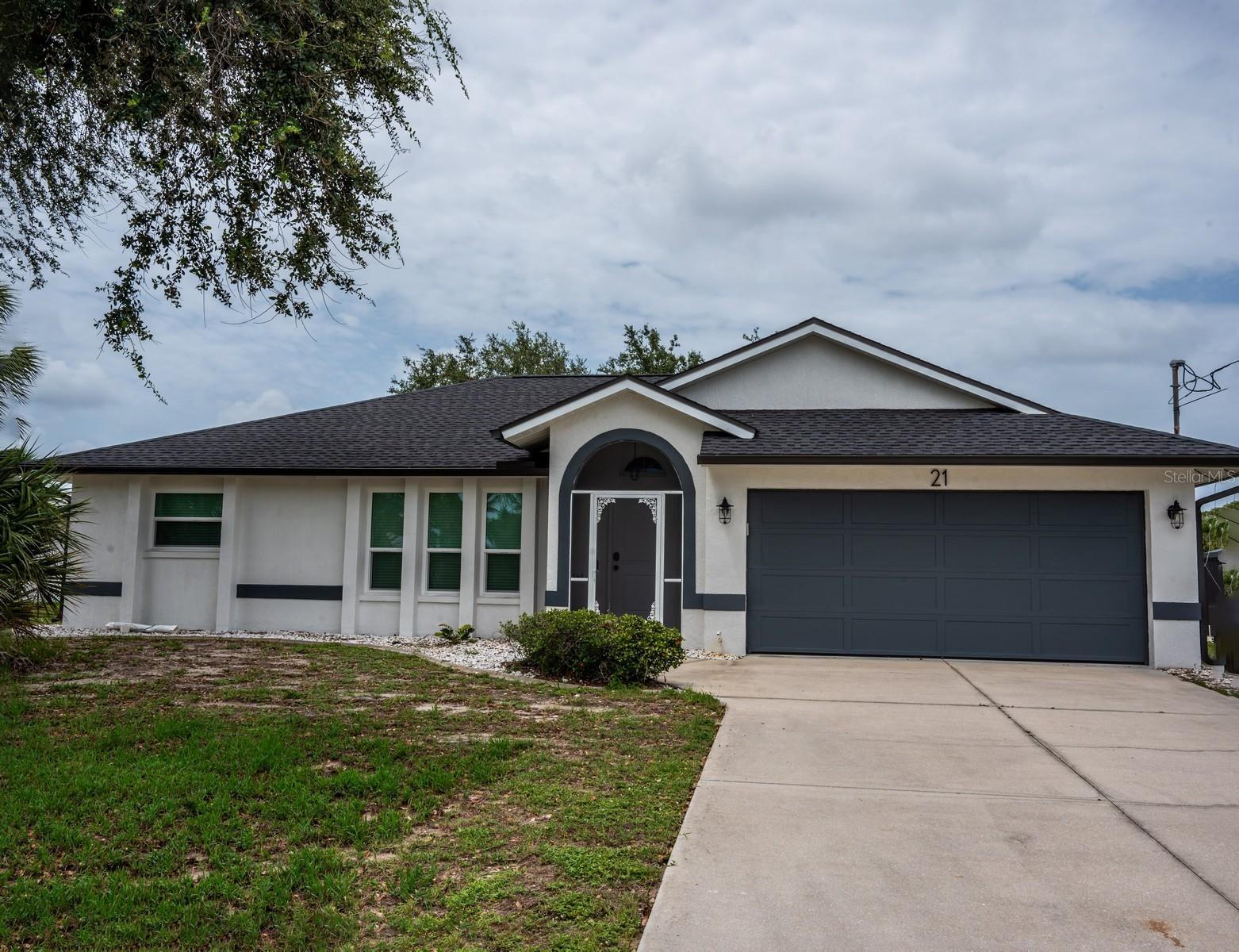 21 Sportsman Way, Rotonda West, FL 33947