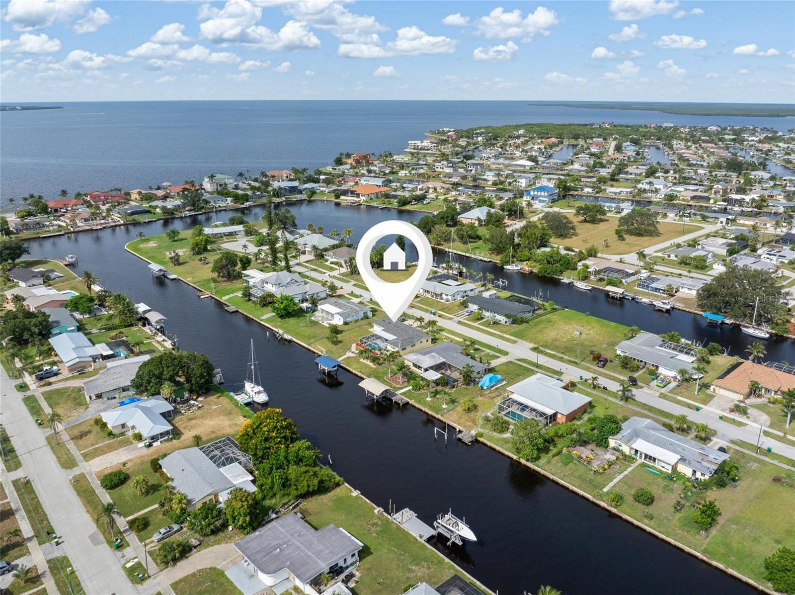 141 Baldwin Ct Se, Port Charlotte, FL 33952