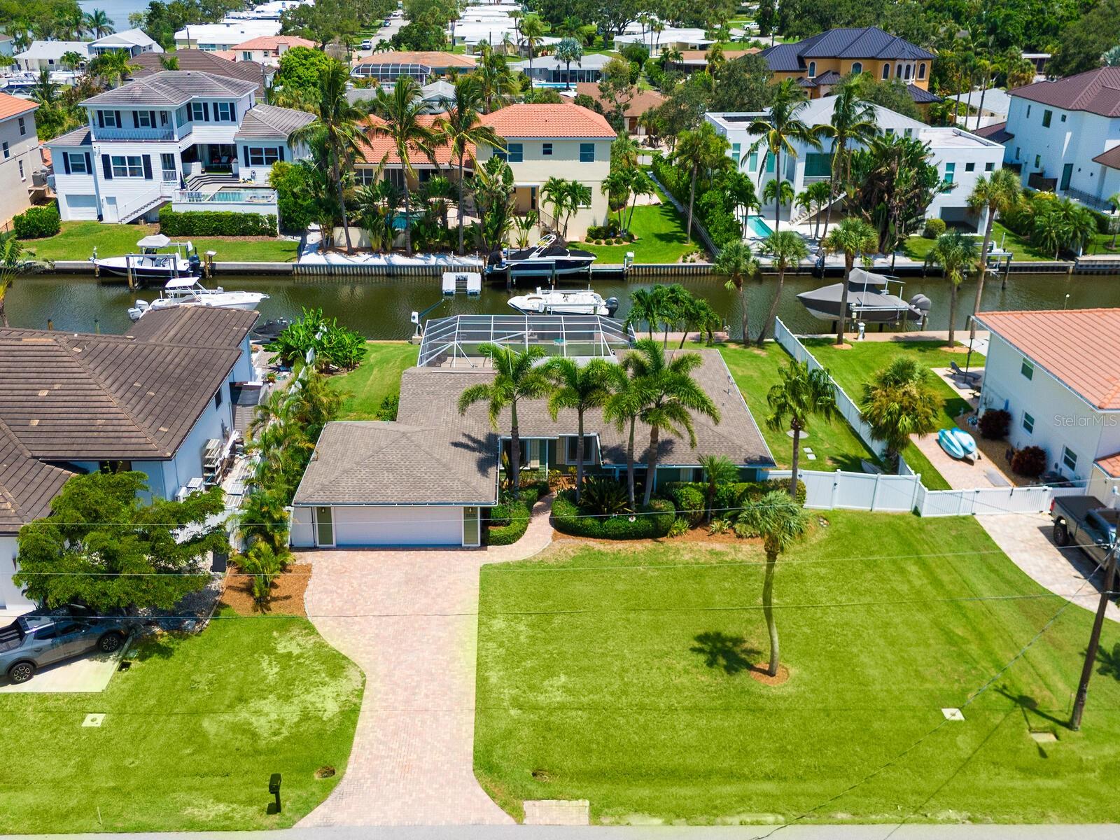1613 Shelburne Ln, Sarasota, FL 34231