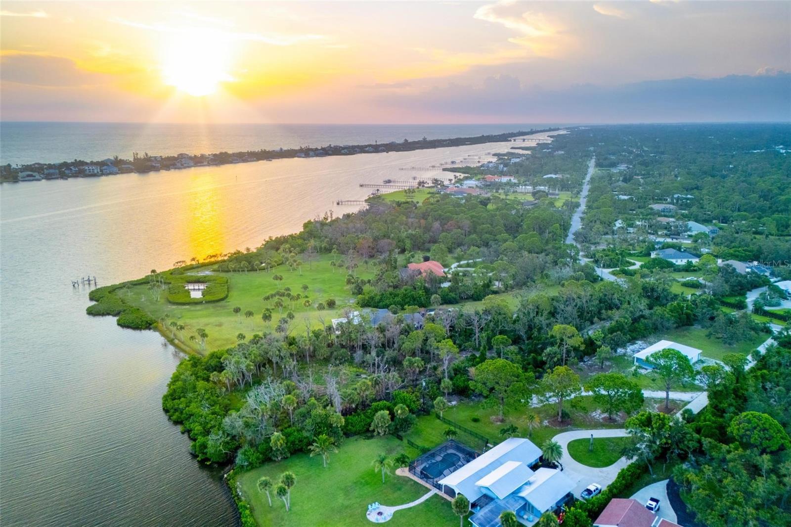Bayshore Dr, Englewood, FL 34223