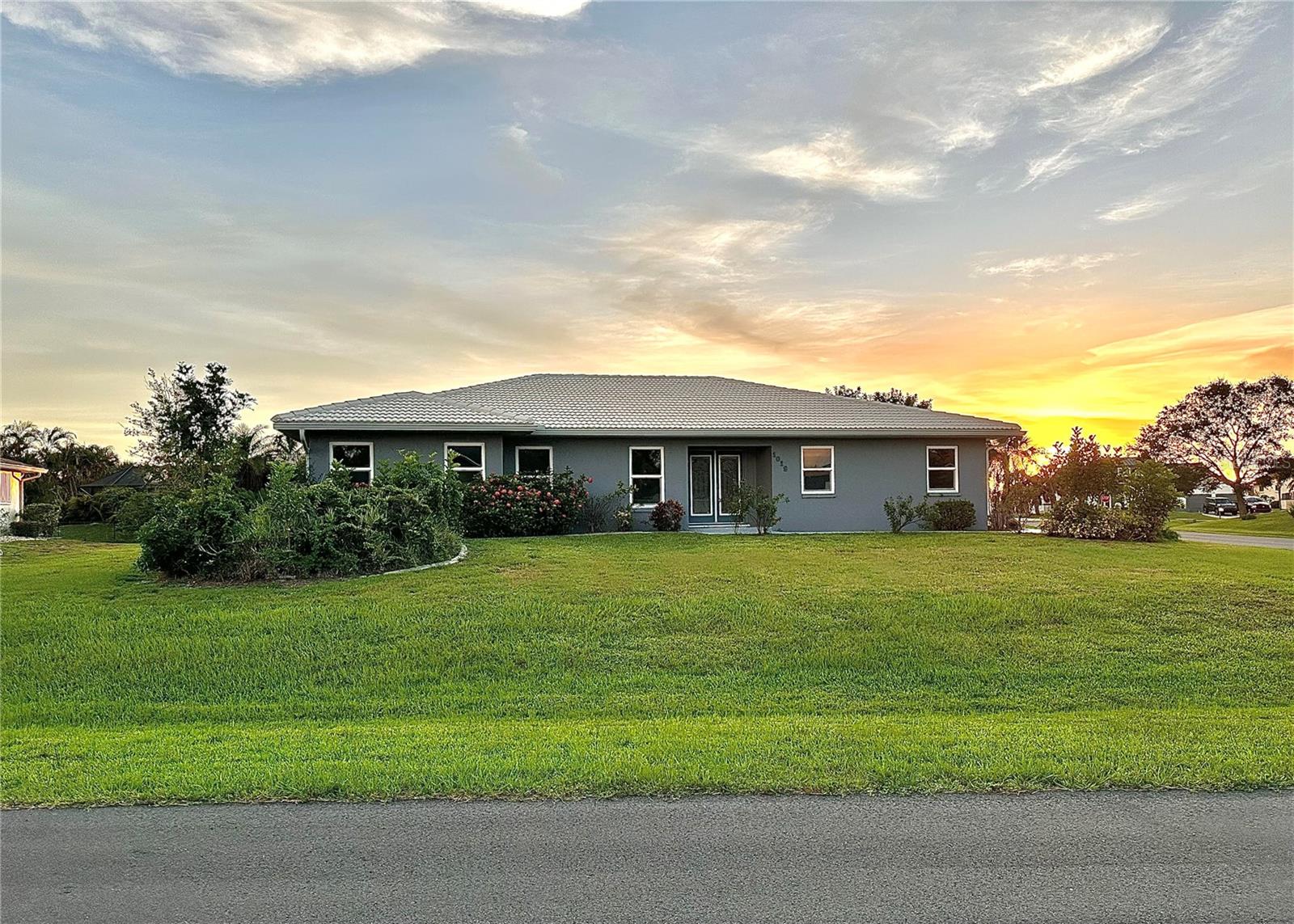 1019 Schooner Ln, Englewood, FL 34224