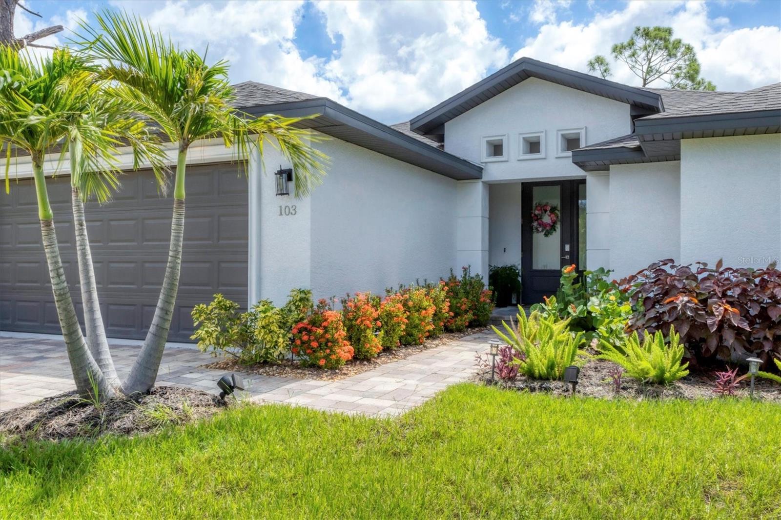 103 Gem Ct, Rotonda West, FL 33947