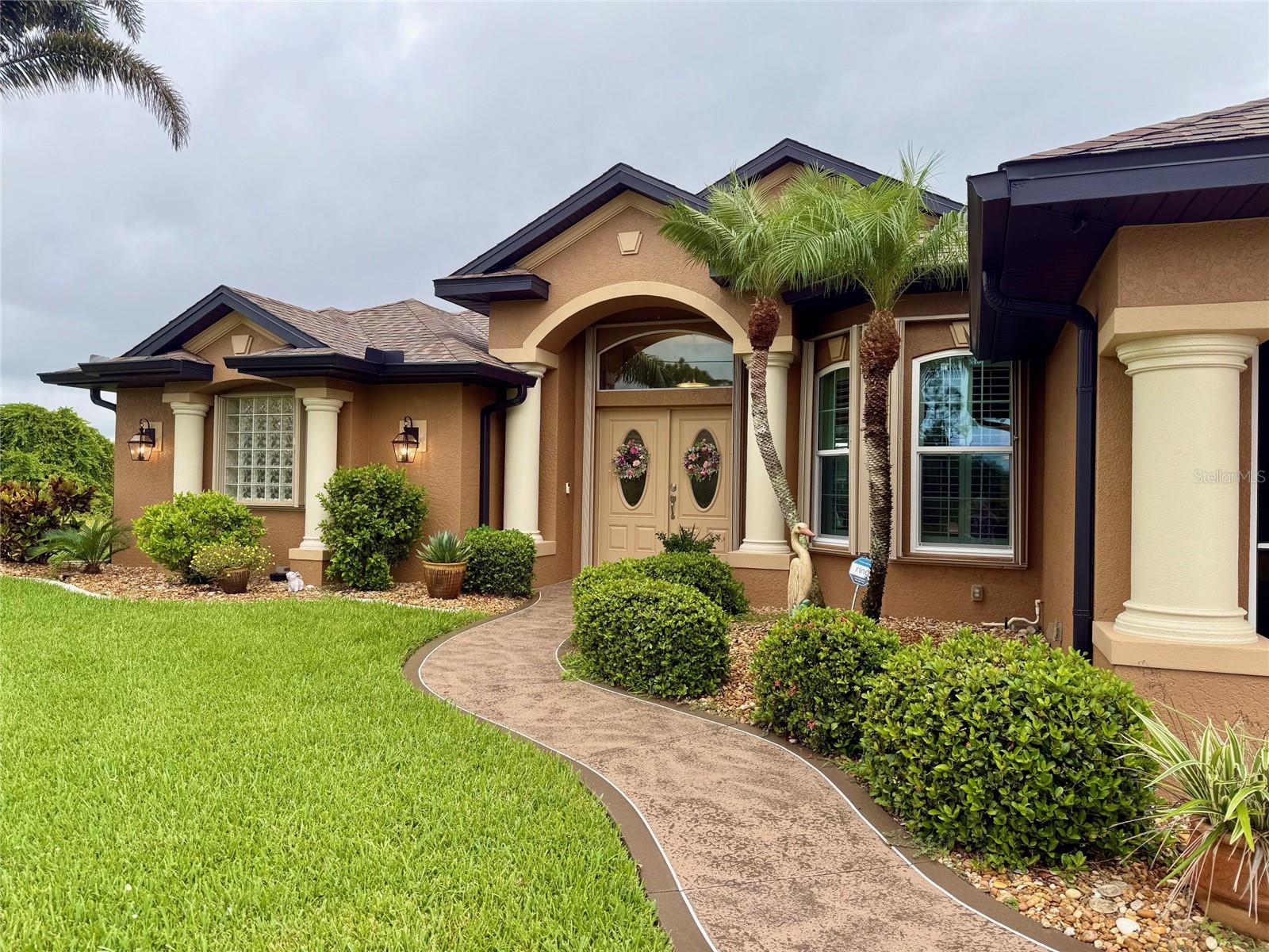 95 & 97 Tournament Rd, Rotonda West, FL 33947