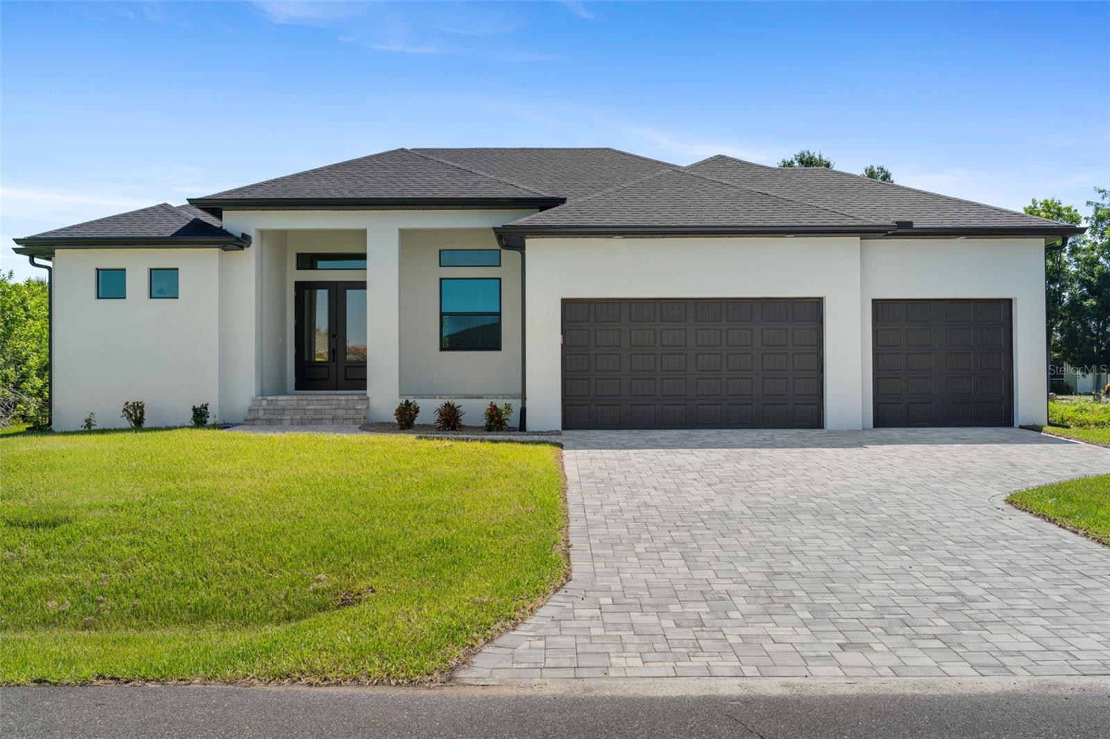 8125 Burwell Cir, Port Charlotte, FL 33981