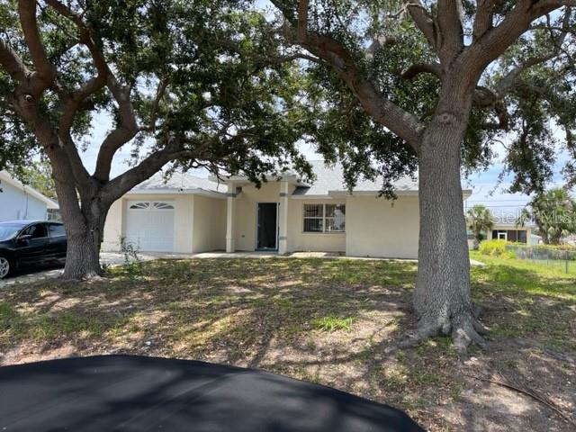 149 Salem Ave Nw, Port Charlotte, FL 33952