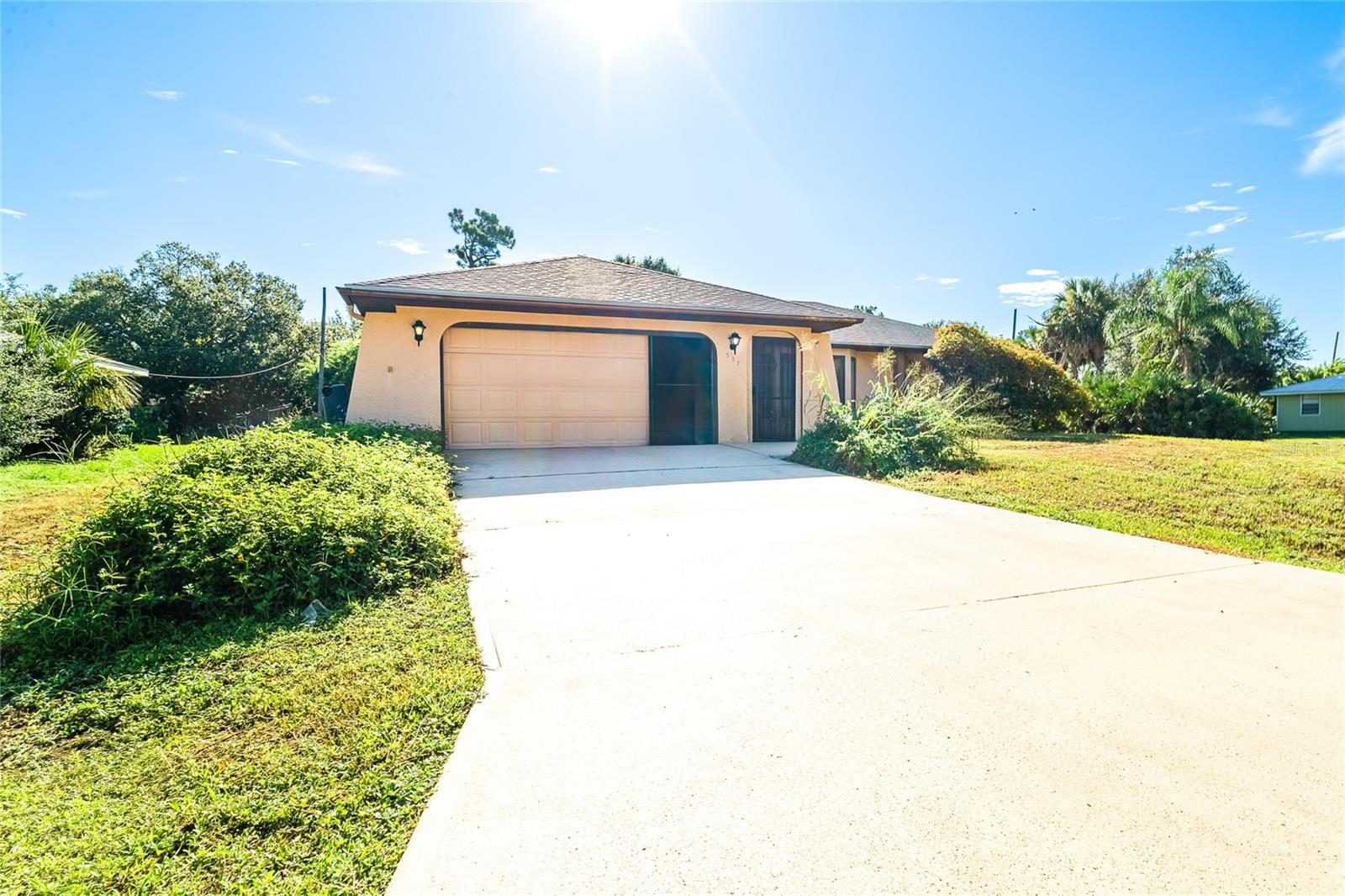 537 Verona St, Port Charlotte, FL 33948