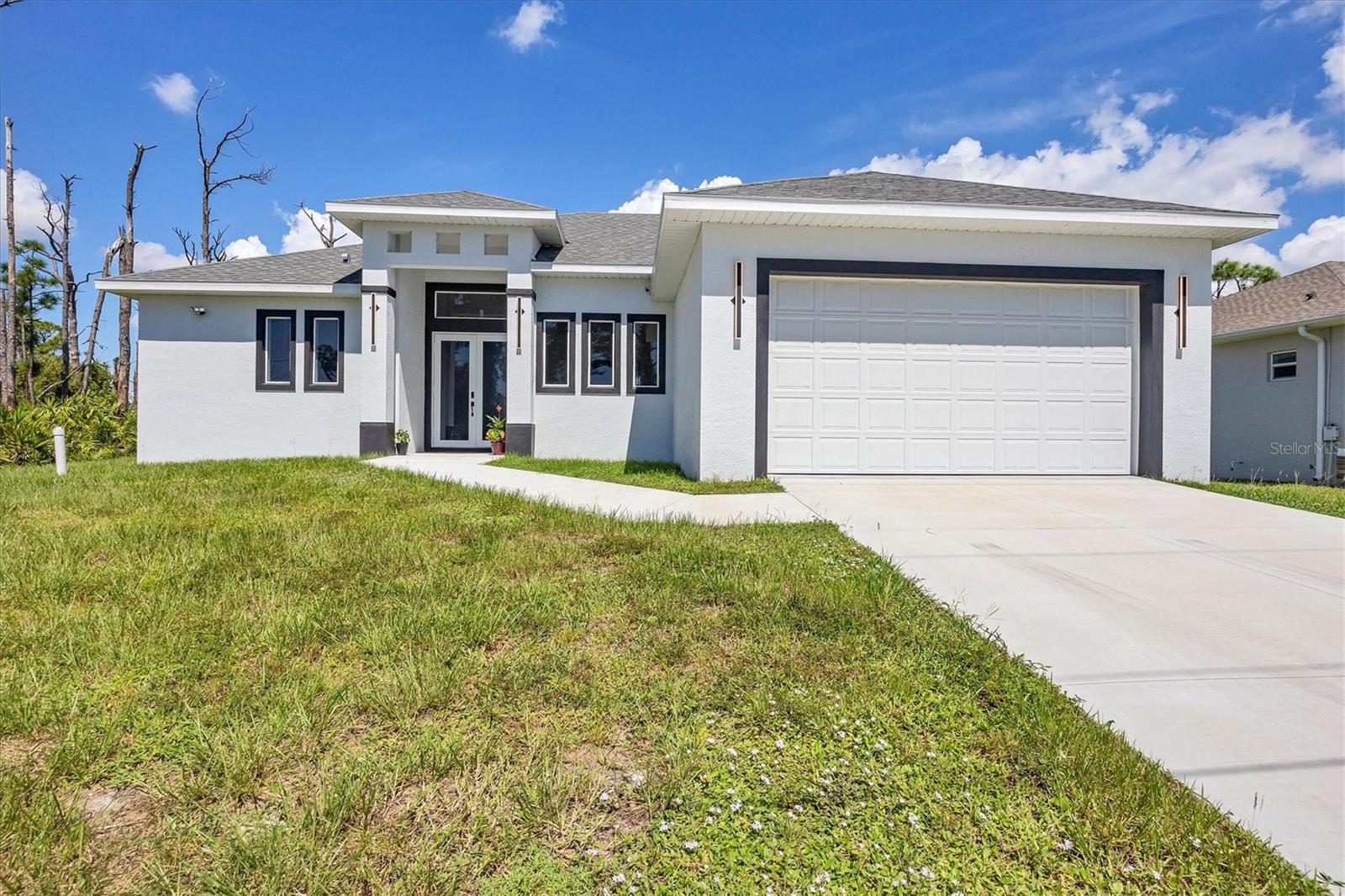 10 Mast Dr, Placida, FL 33946