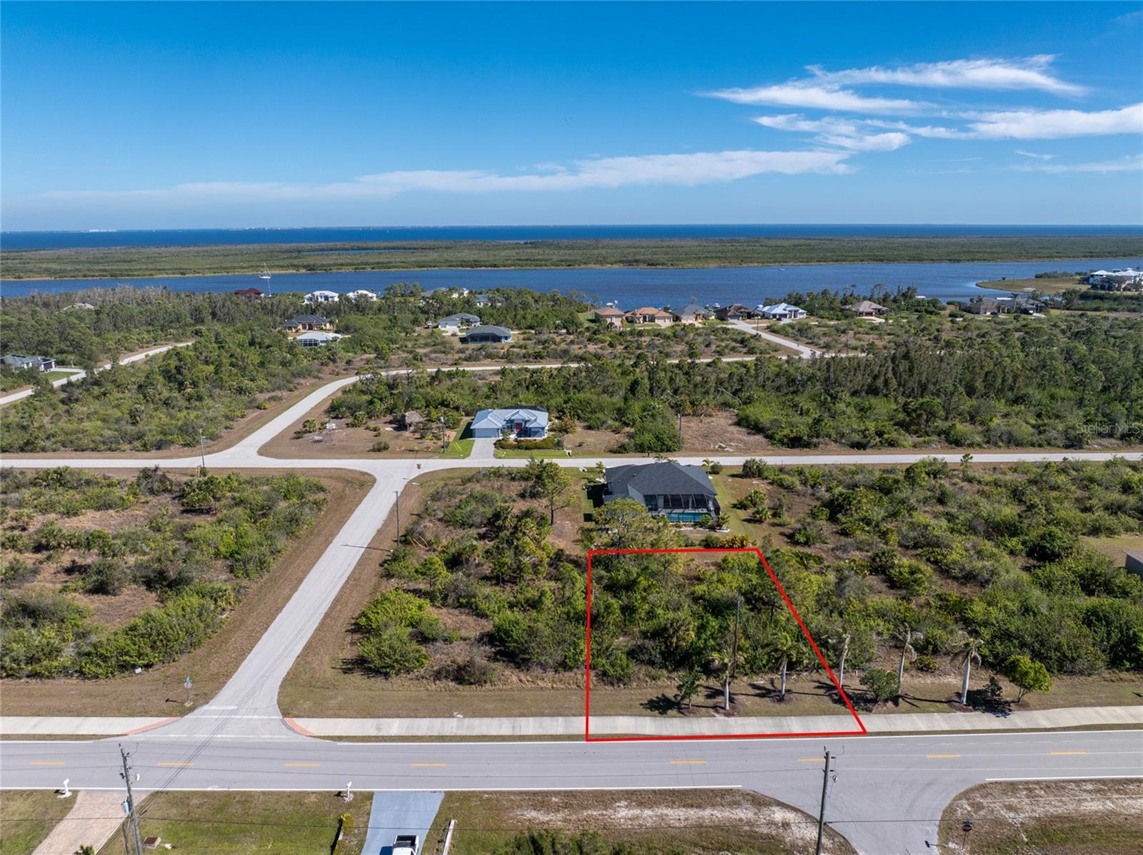 10096 St Paul Dr, Port Charlotte, FL 33981