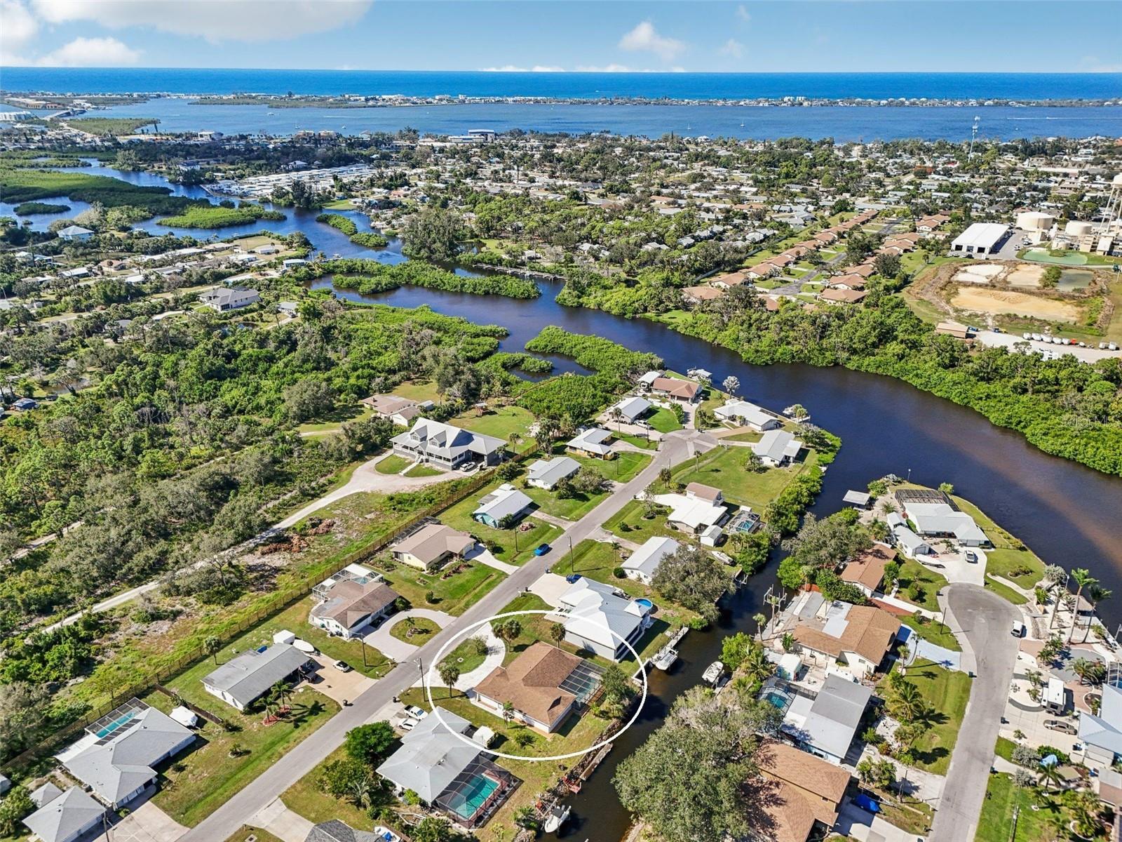 560 Sandlor Dr, Englewood, FL 34223