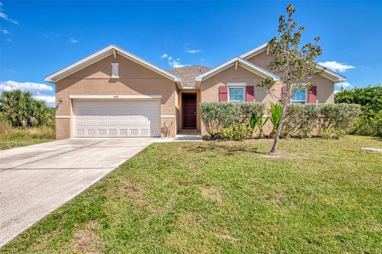 10476 Harlingen St, Port Charlotte, FL 33981