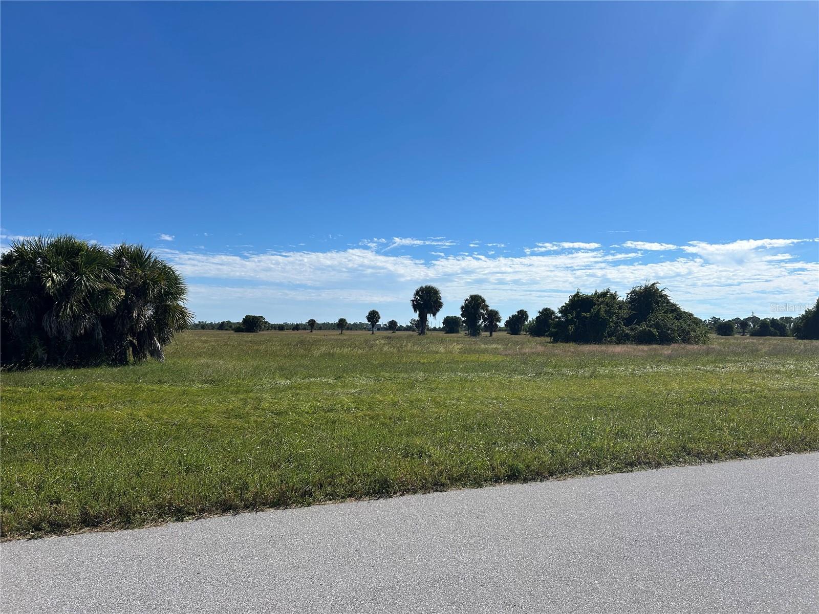 28 Blue Hen Dr, Placida, FL 33946