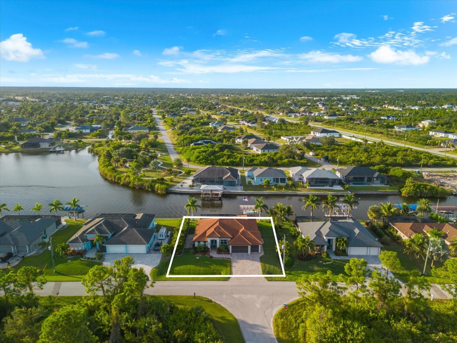9055 Santa Lucia Dr, Port Charlotte, FL 33981
