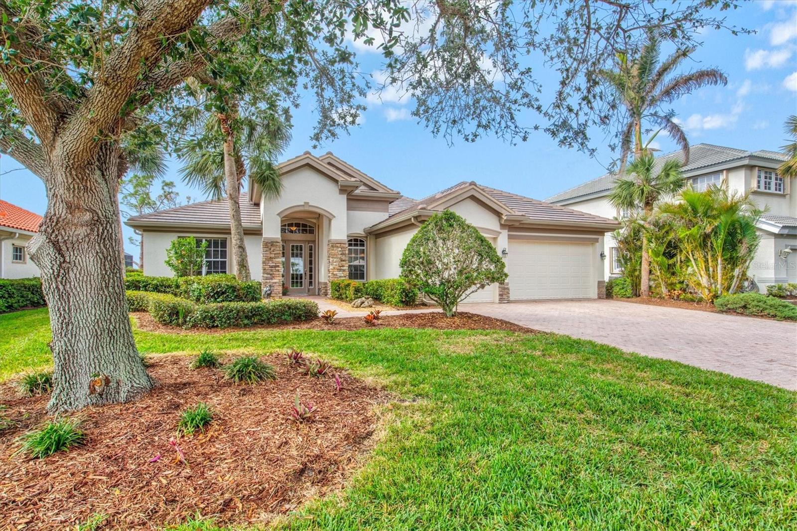 14026 Royal Pointe Dr, Port Charlotte, FL 33953
