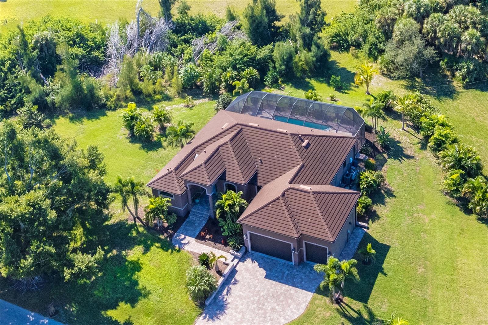 85 Spaniards Rd, Placida, FL 33946