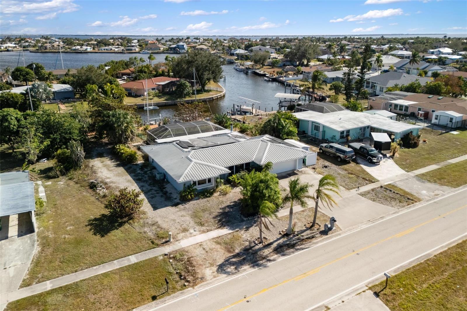 105 Cousley Dr Se, Port Charlotte, FL 33952