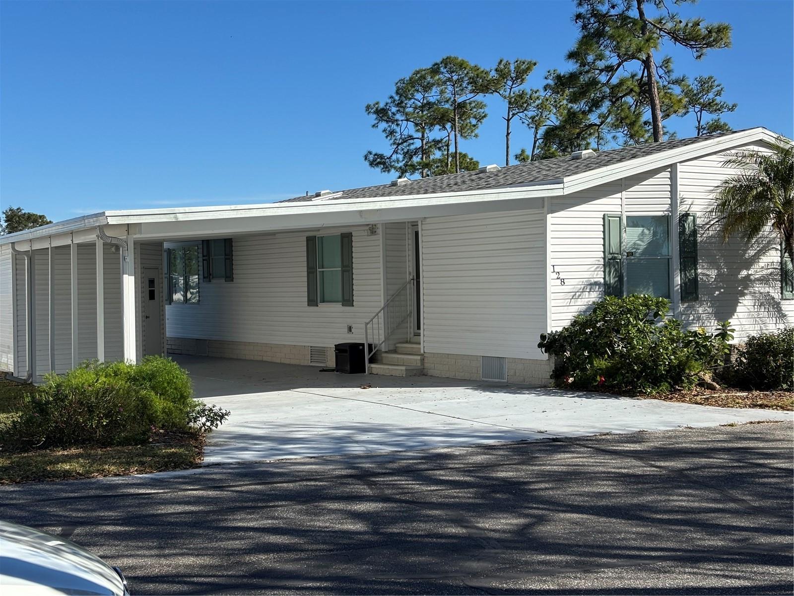 128 Riverwalk Dr, North Port, FL 34287