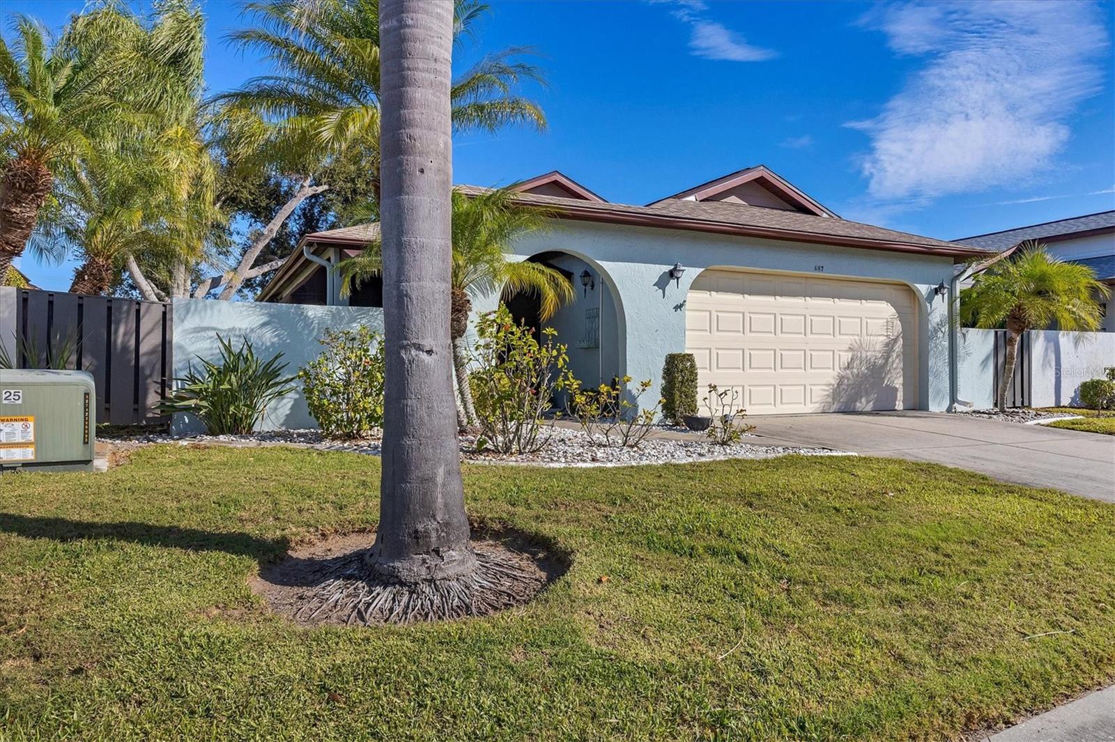 687 Linden Dr, Englewood, FL 34223