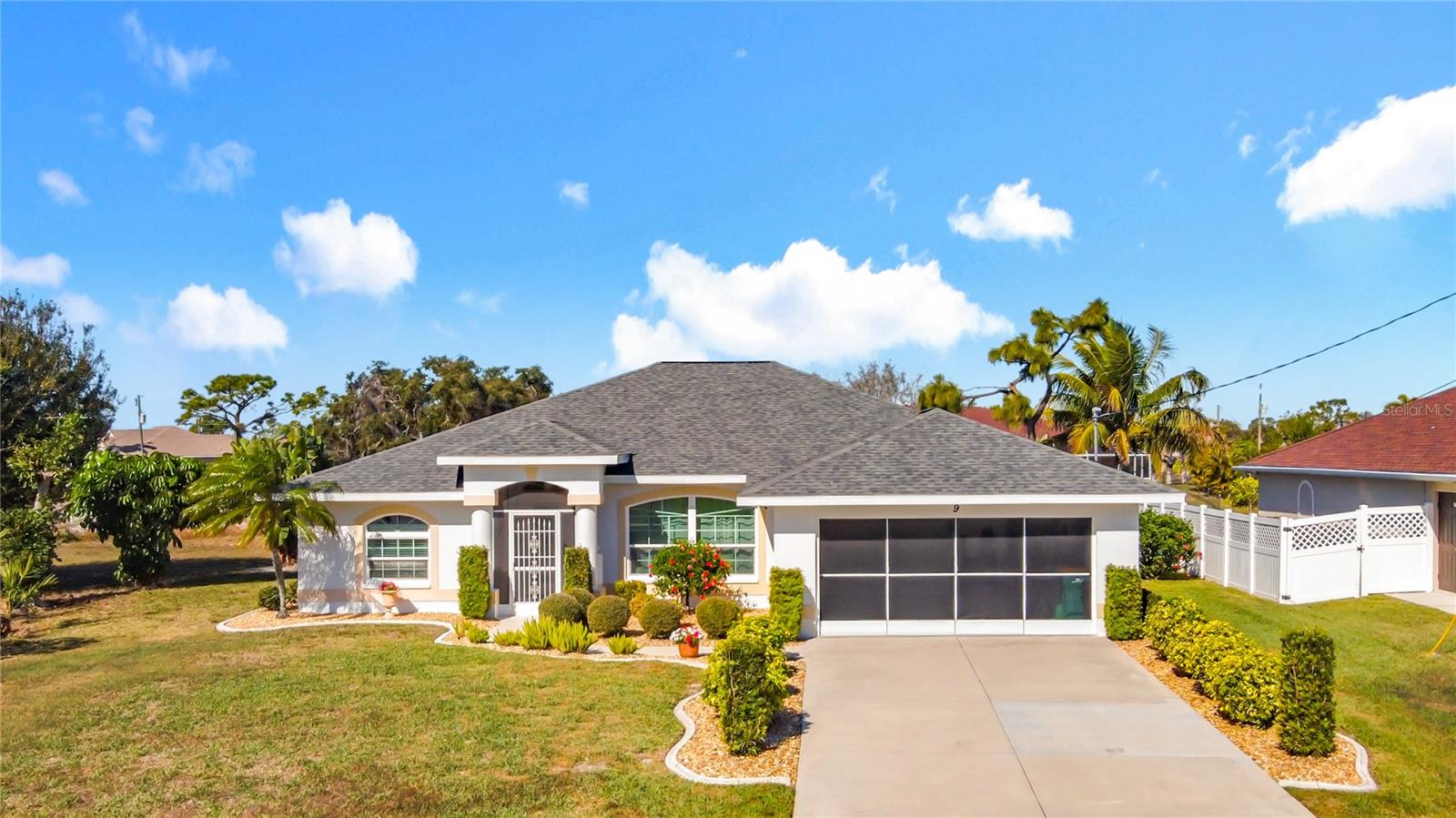 9 Medalist Ln, Rotonda West, FL 33947