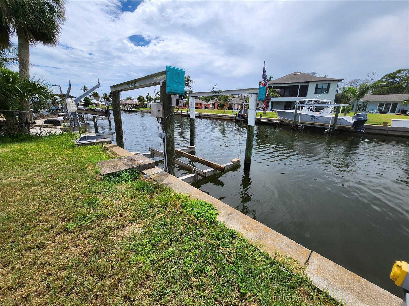 1820 Winstan Ave, Englewood, FL 34223