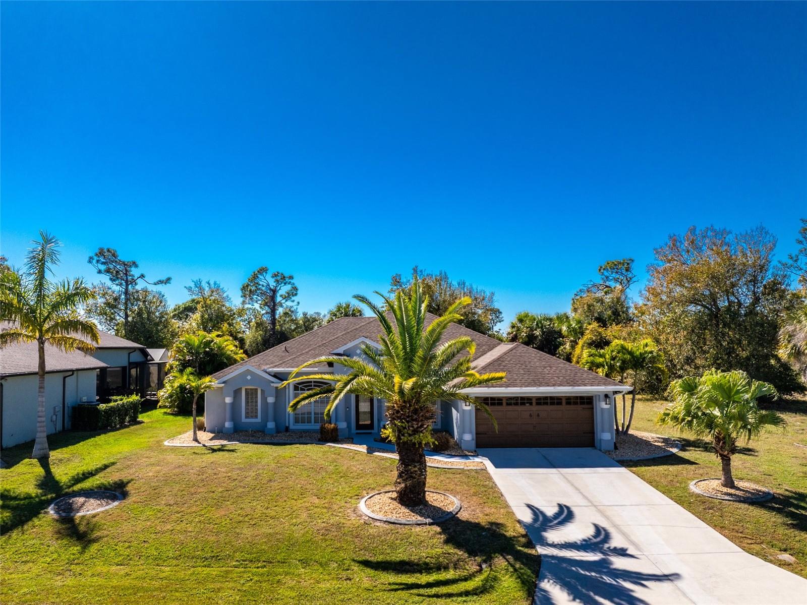 686 Rotonda Cir, Rotonda West, FL 33947