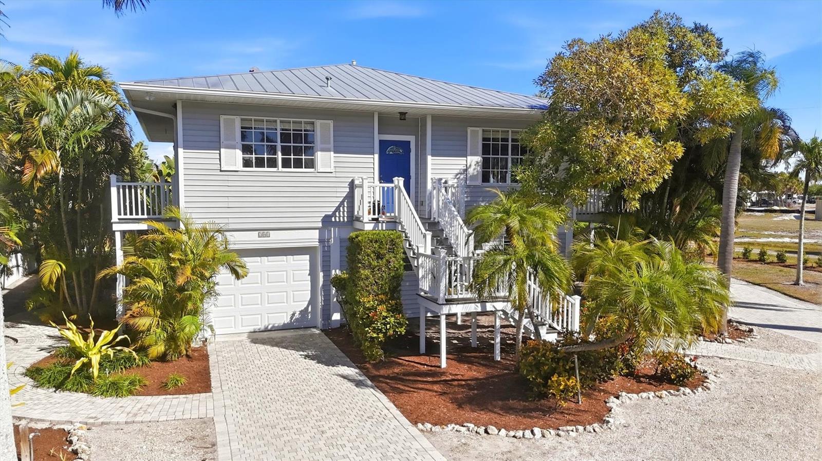 281 Seabreeze Ct, Boca Grande, FL 33921