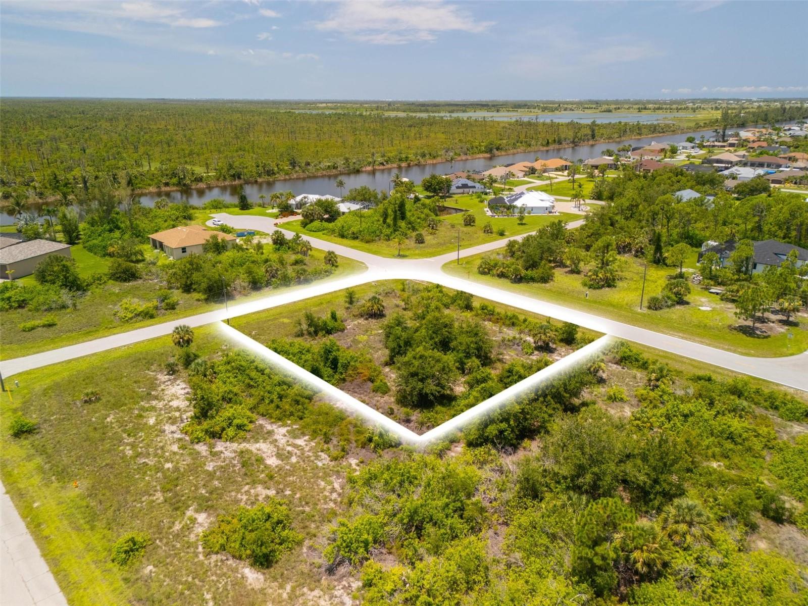 10536 St Paul Dr, Port Charlotte, FL 33981