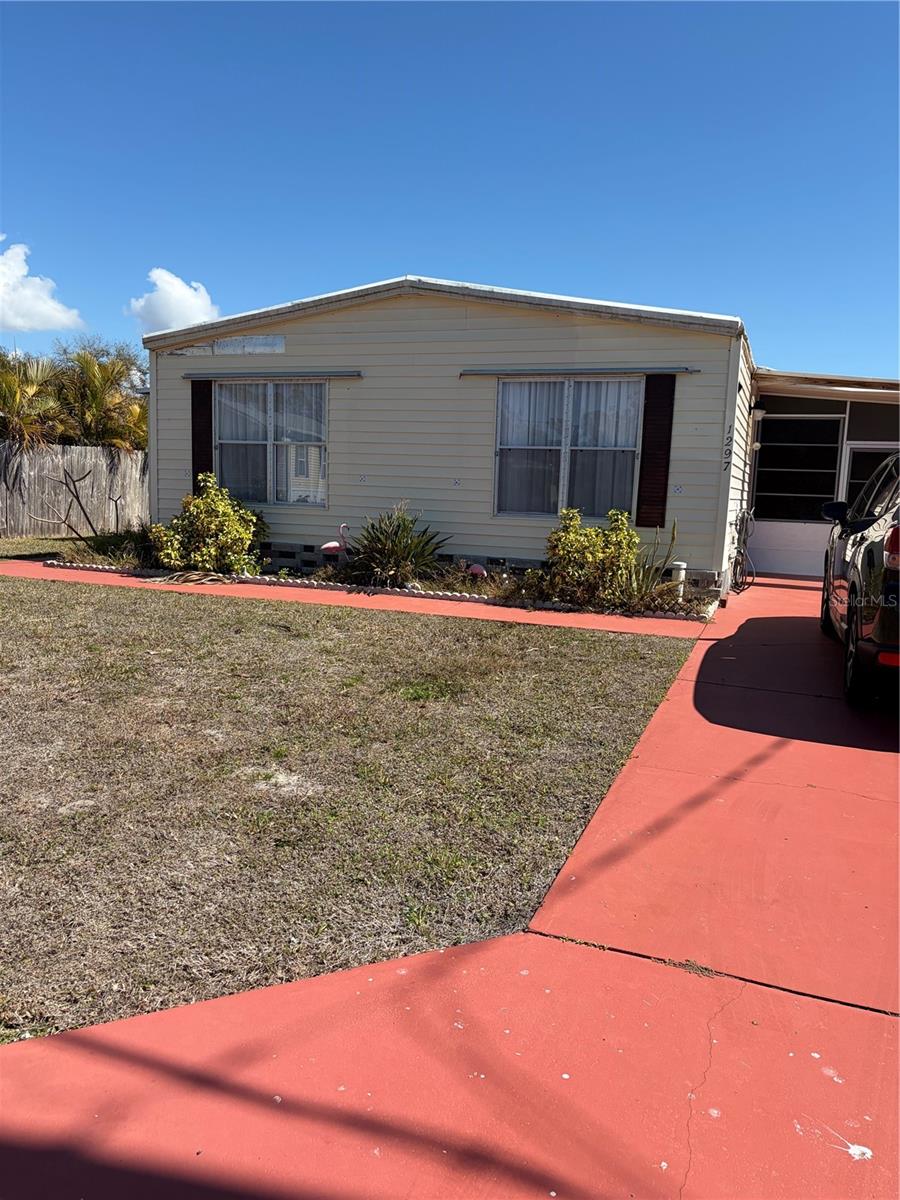 1297 Kingfisher Dr, Englewood, FL 34224