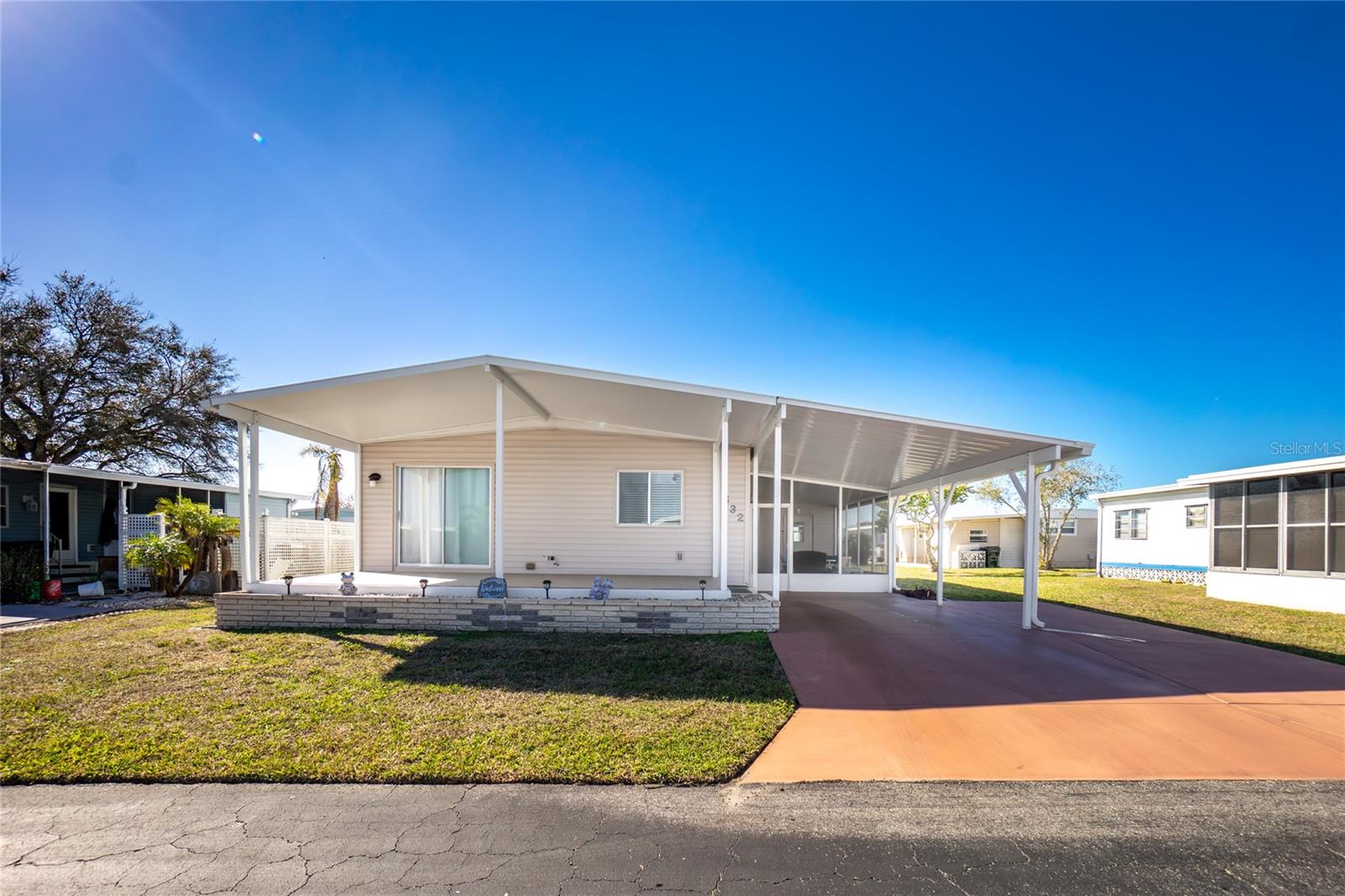 532 Walnut Cir, Venice, FL 34285