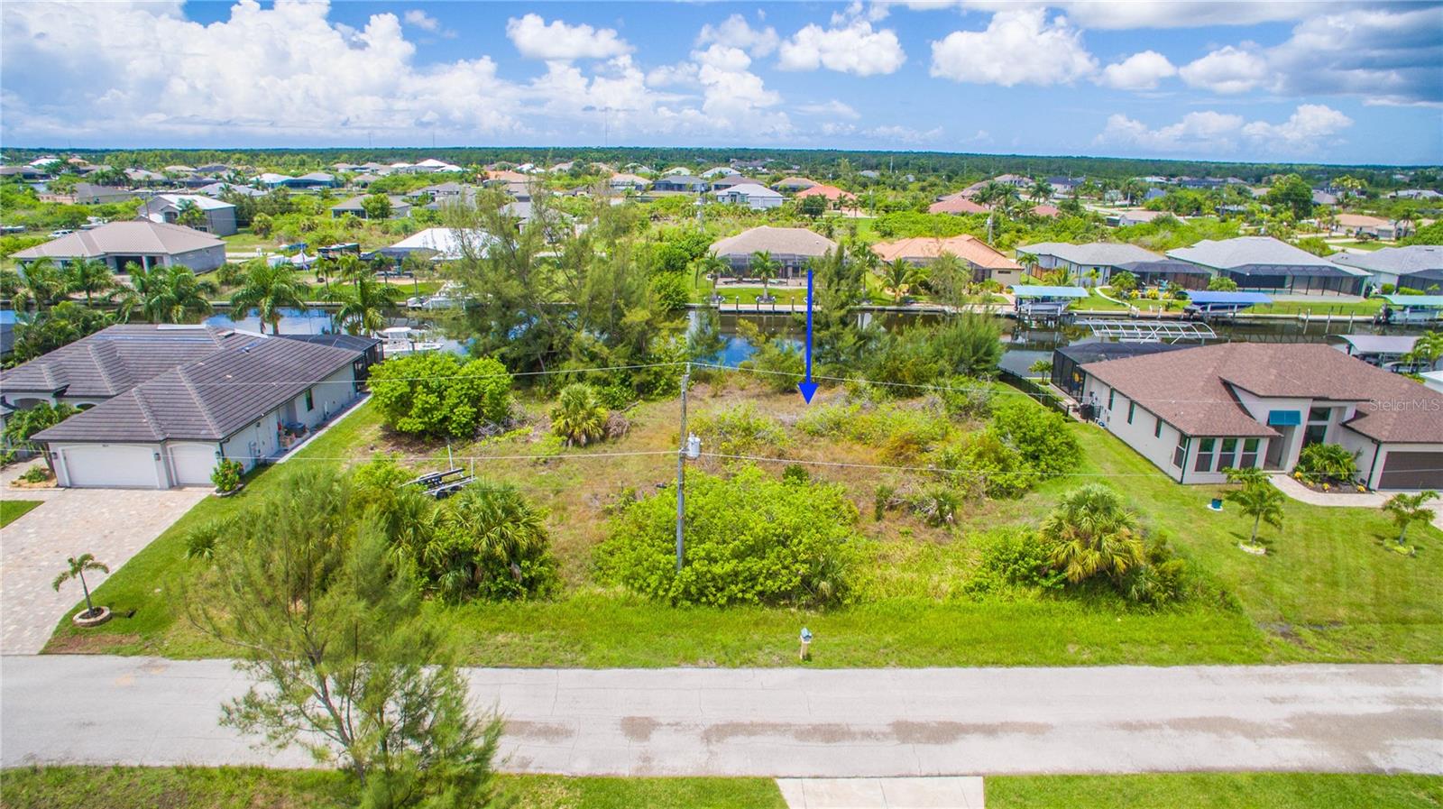 8088 Antwerp Cir, Port Charlotte, FL 33981